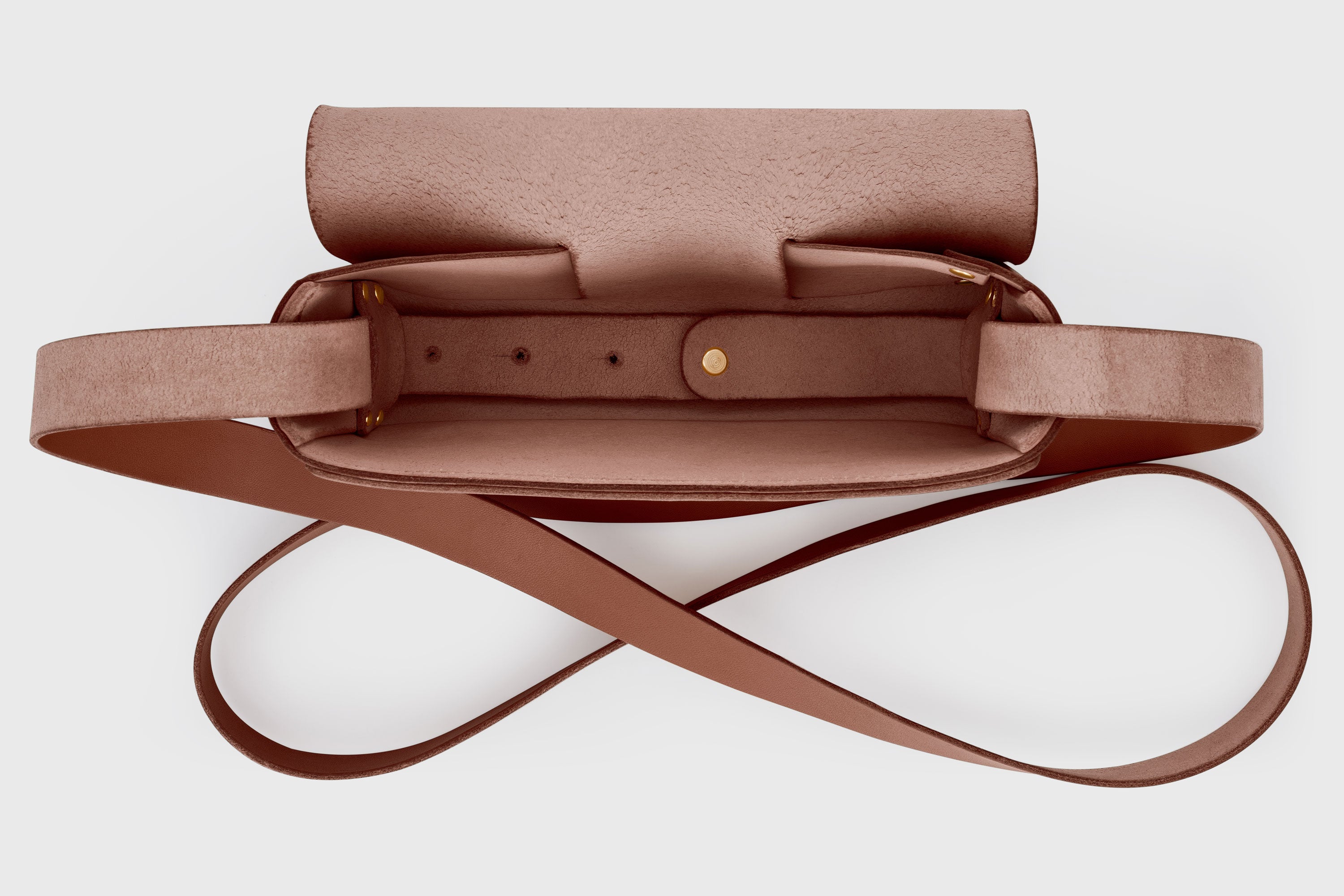 Brick Bag Dark Brown Color Leather Square Block Vegetable Tanned Full Grain Vachetta Crossbody Shoulder Block Minimalist Premium Designer Atelier Madre Manuel Dreesmann Barcelona Spain
