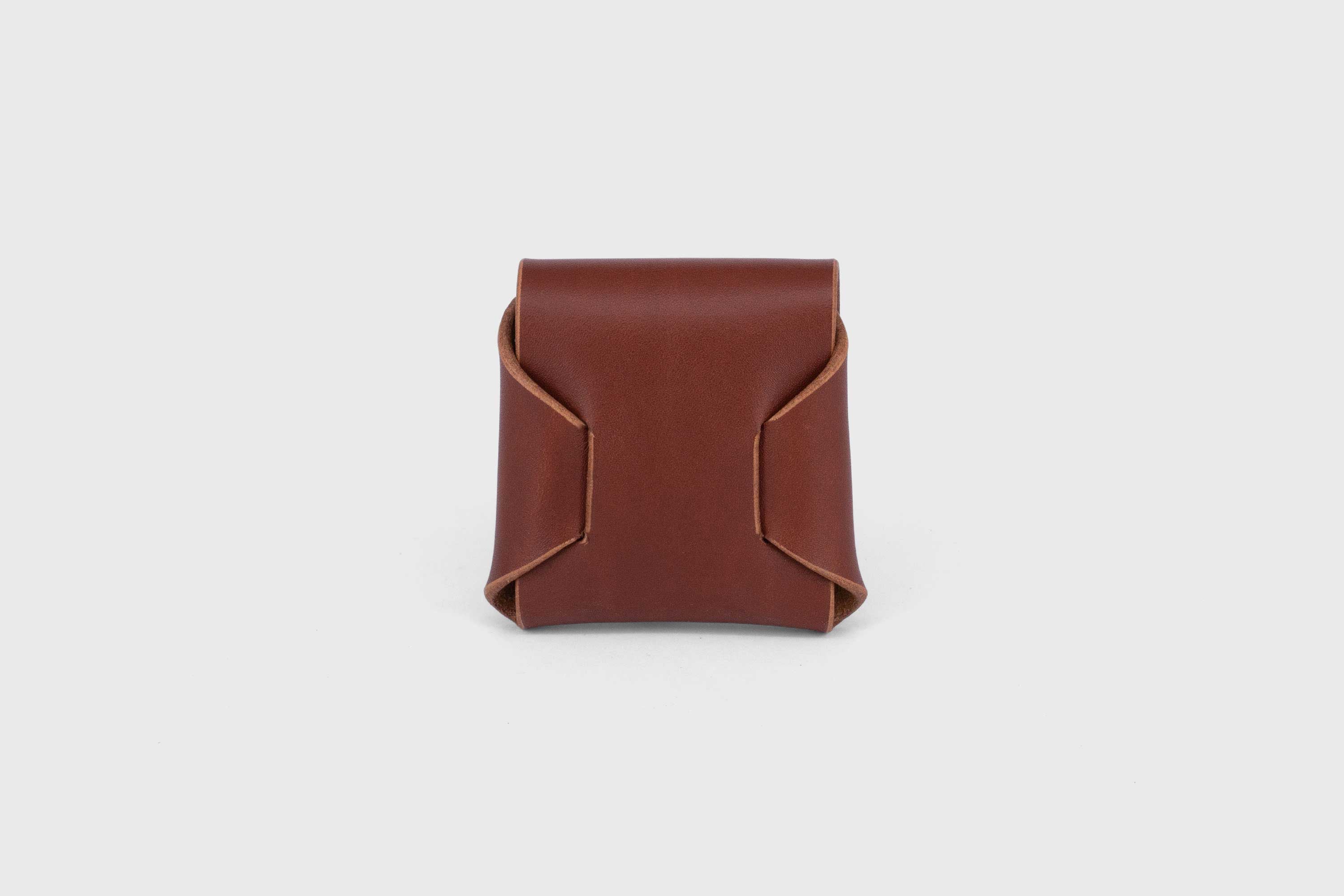 Coin Pouch Case Wallet Leather Full Grain Vegetable Tanned Dark Brown Minimalist Design Atelier Madre Manuel Dreesmann Barcelona