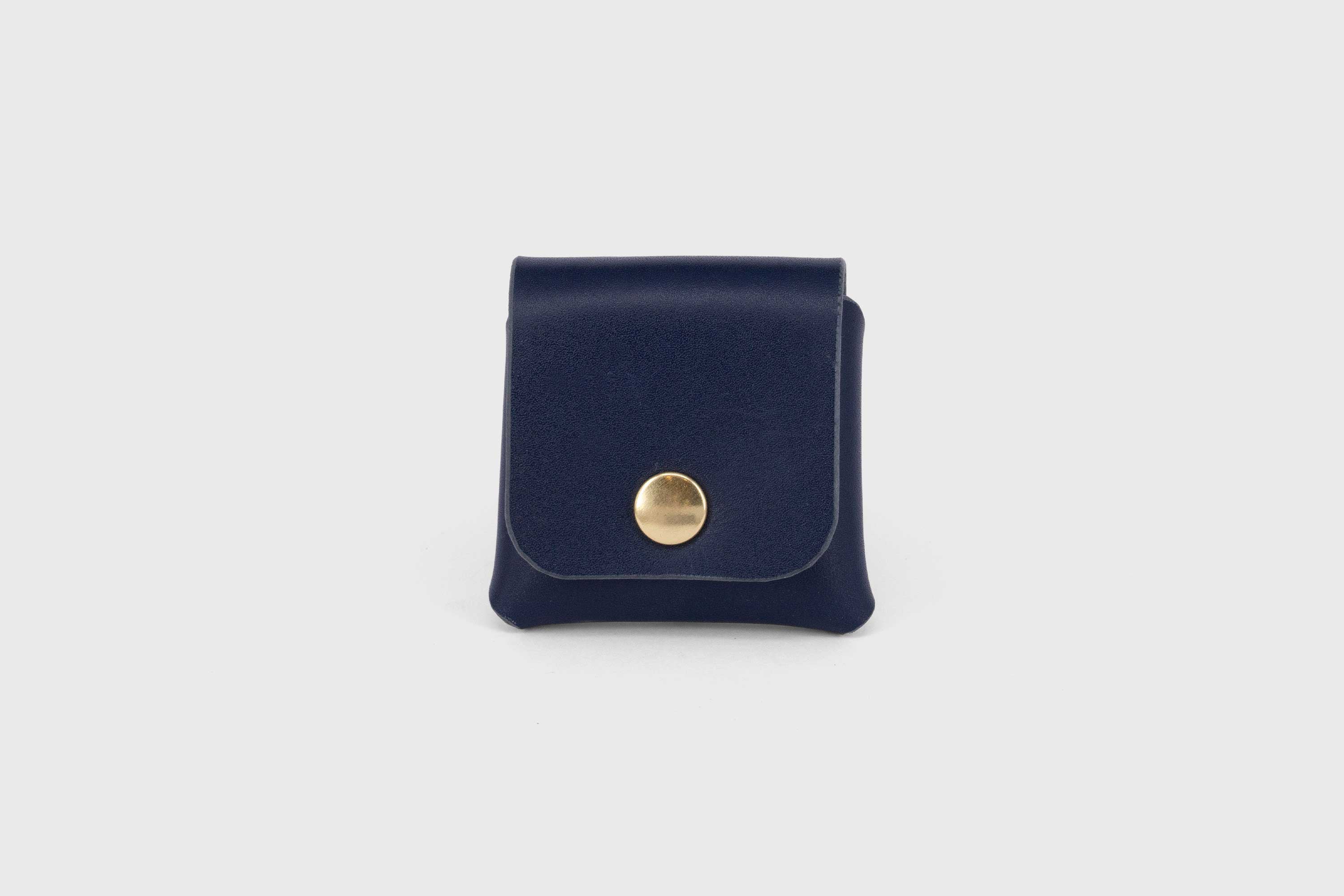 Coin Pouch Case Wallet Leather Full Grain Vegetable Tanned Marine Blue Minimalist Design Atelier Madre Manuel Dreesmann Barcelona