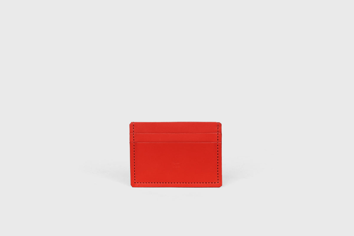 Credit Card Wallet Minimalist Leather Red Atelier Madre Manuel Dreesmann 2