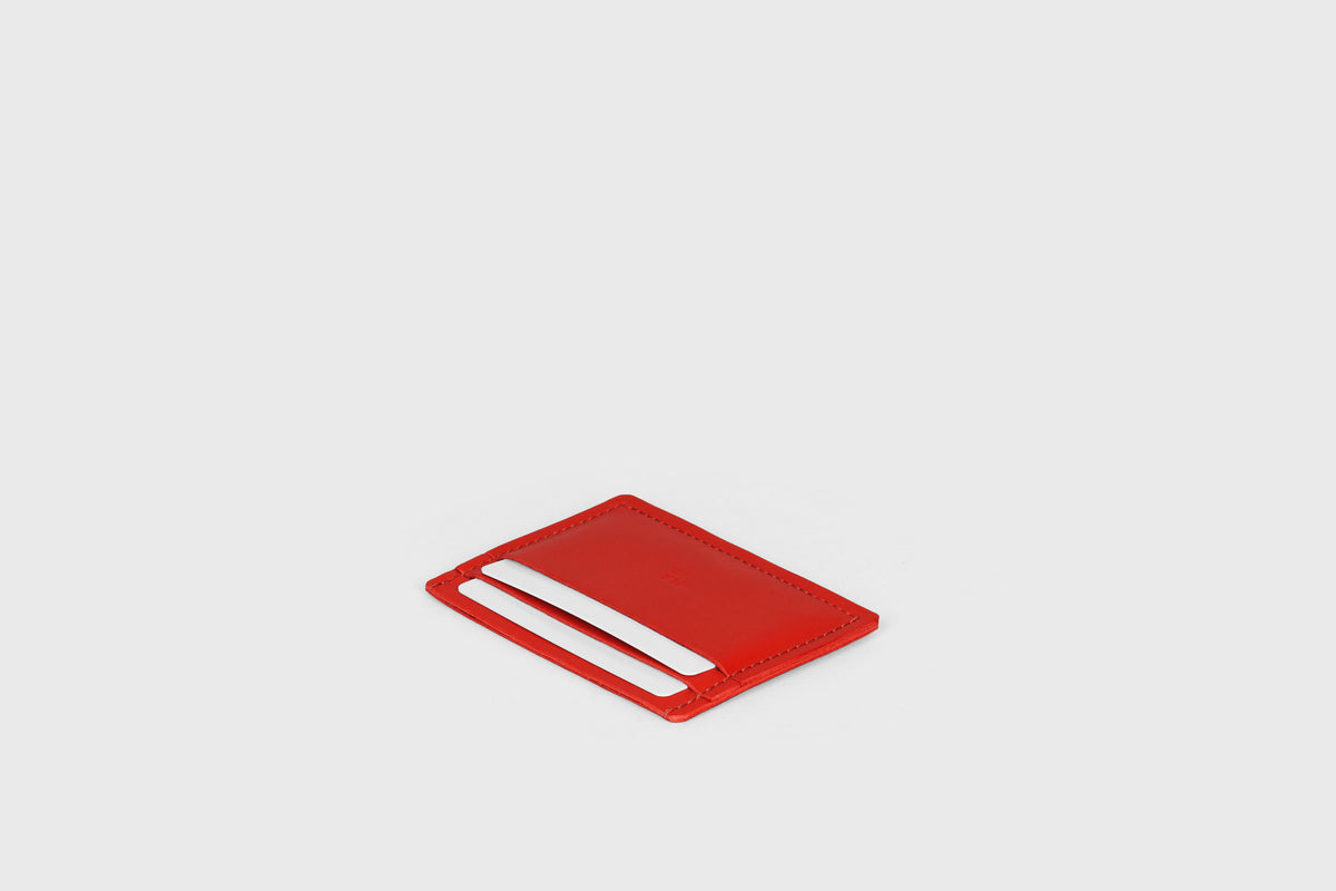 Credit Card Wallet Minimalist Leather Red Atelier Madre Manuel Dreesmann 5