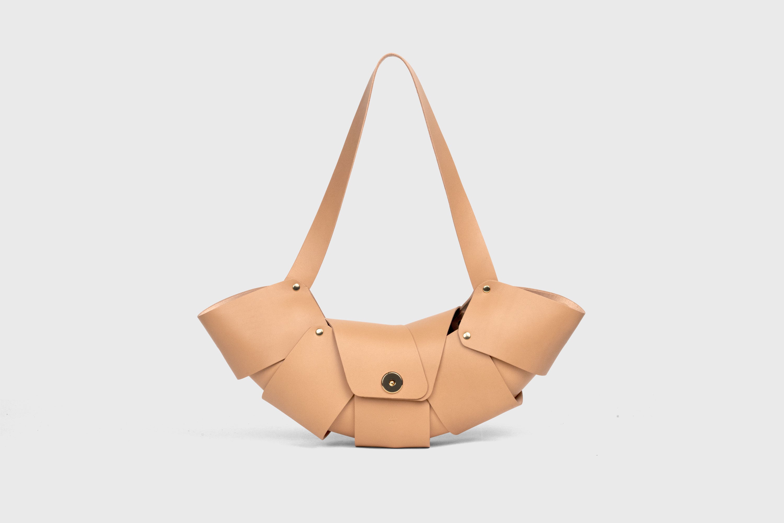 Croissant Bag Magnetic Closure