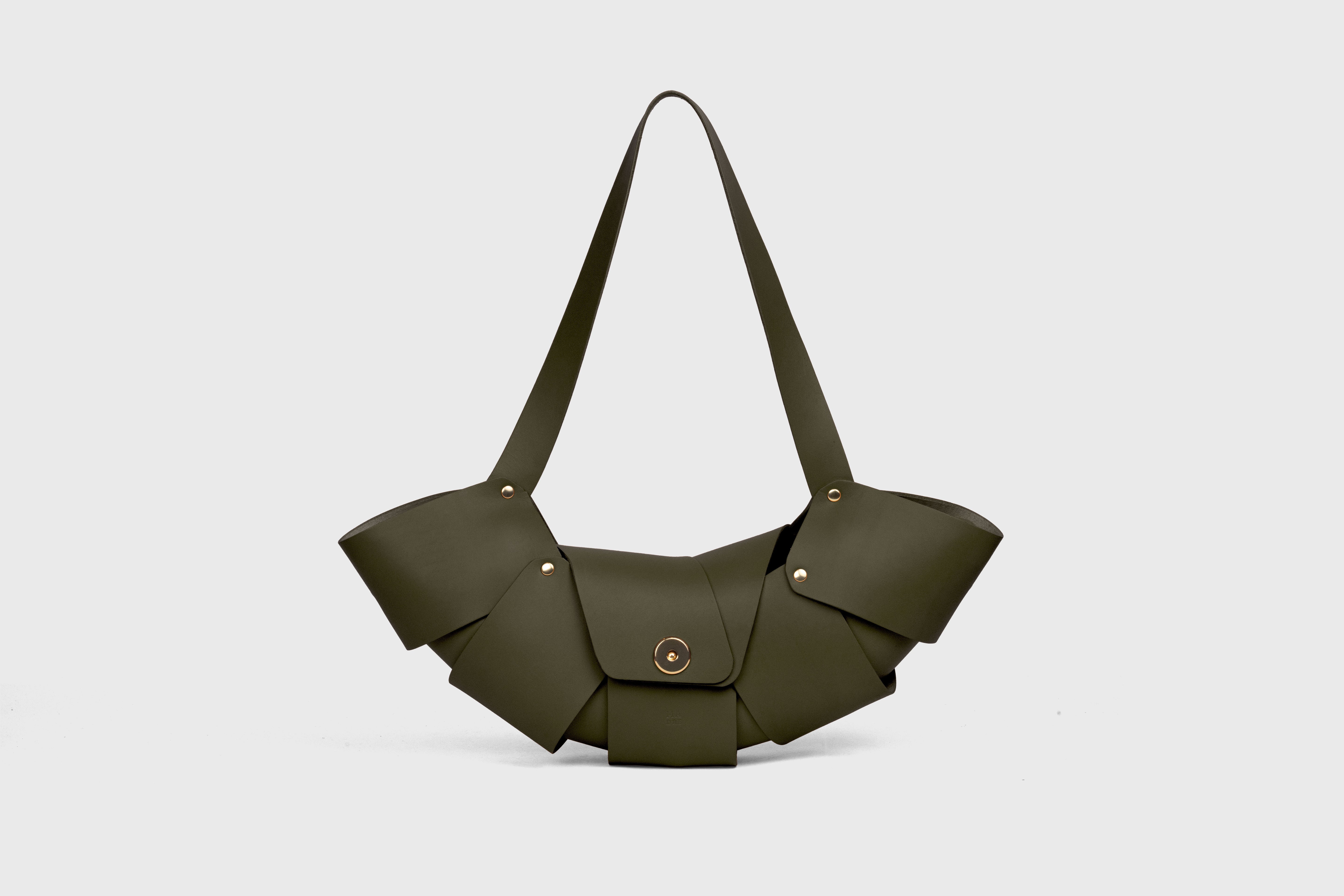Mala Croissant Verde Azeitona – Couro de Qualidade Premium – Design Minimalista / Mala de Ombro / da Atelier Madre / Manuel Dreesmann Barcelona