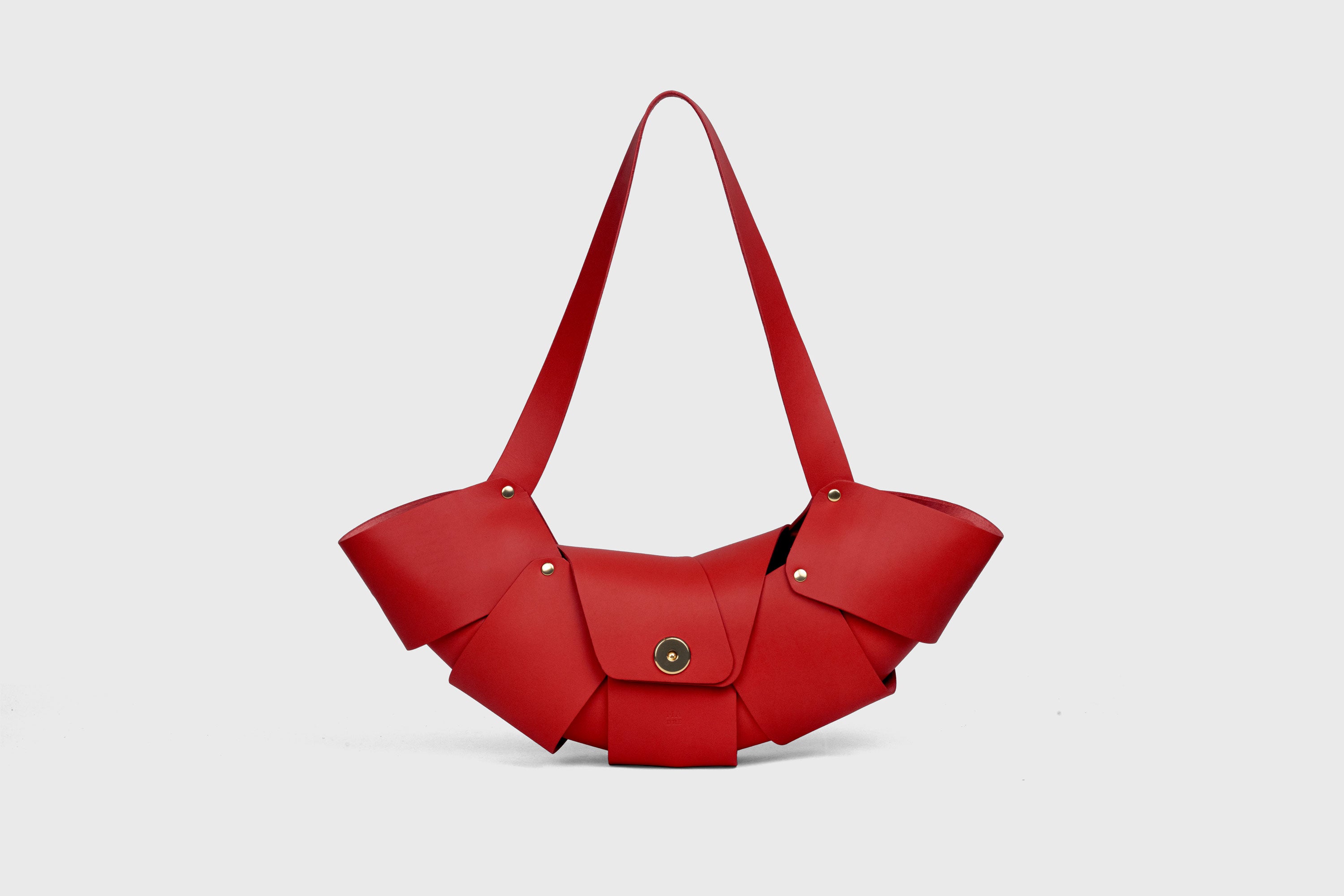 Croissant Bag Magnetic Closure