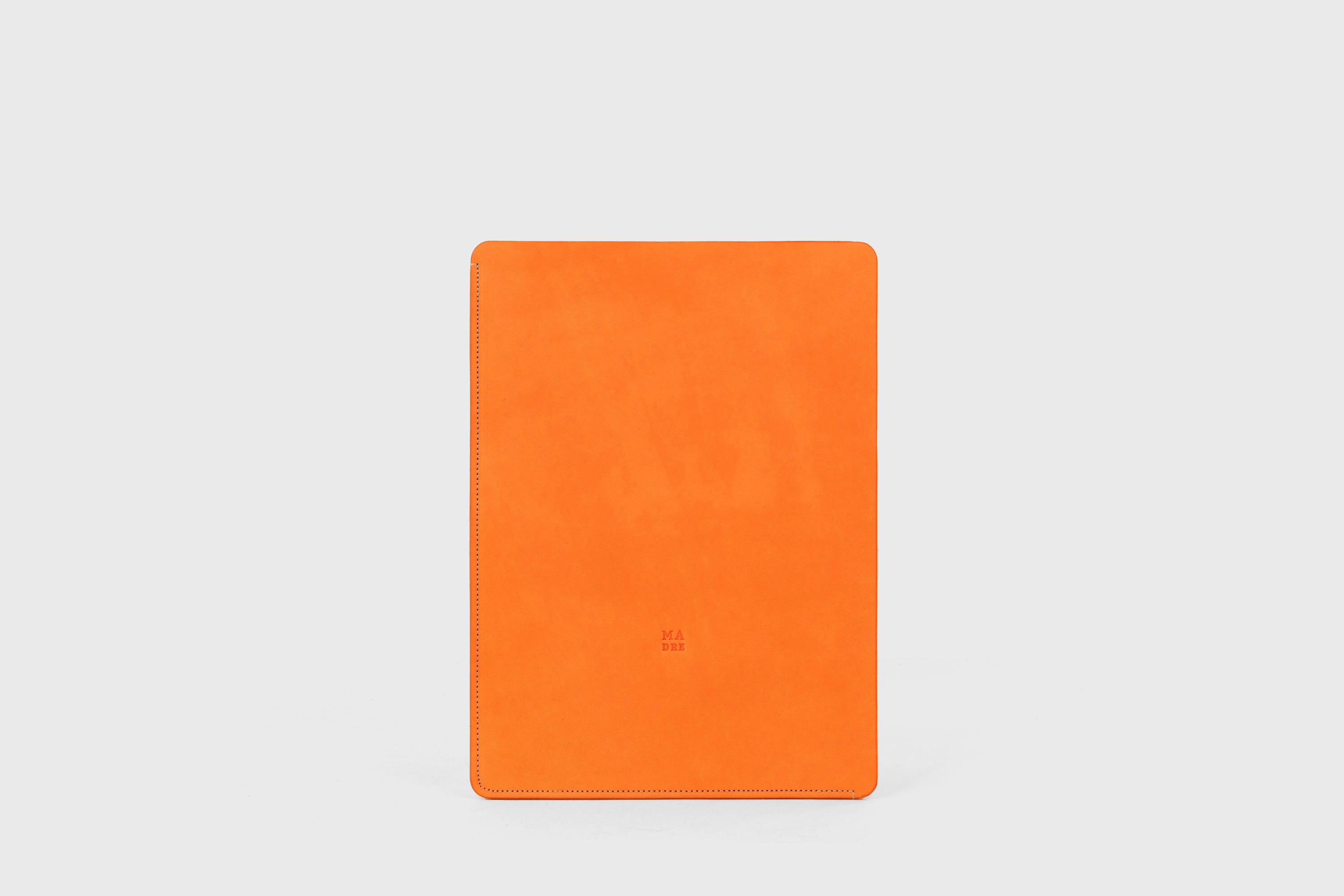 Document Folder Leather Orange Color Minimalist Design Atelier Madre Manuel Dreesmann Barcelona Spain
