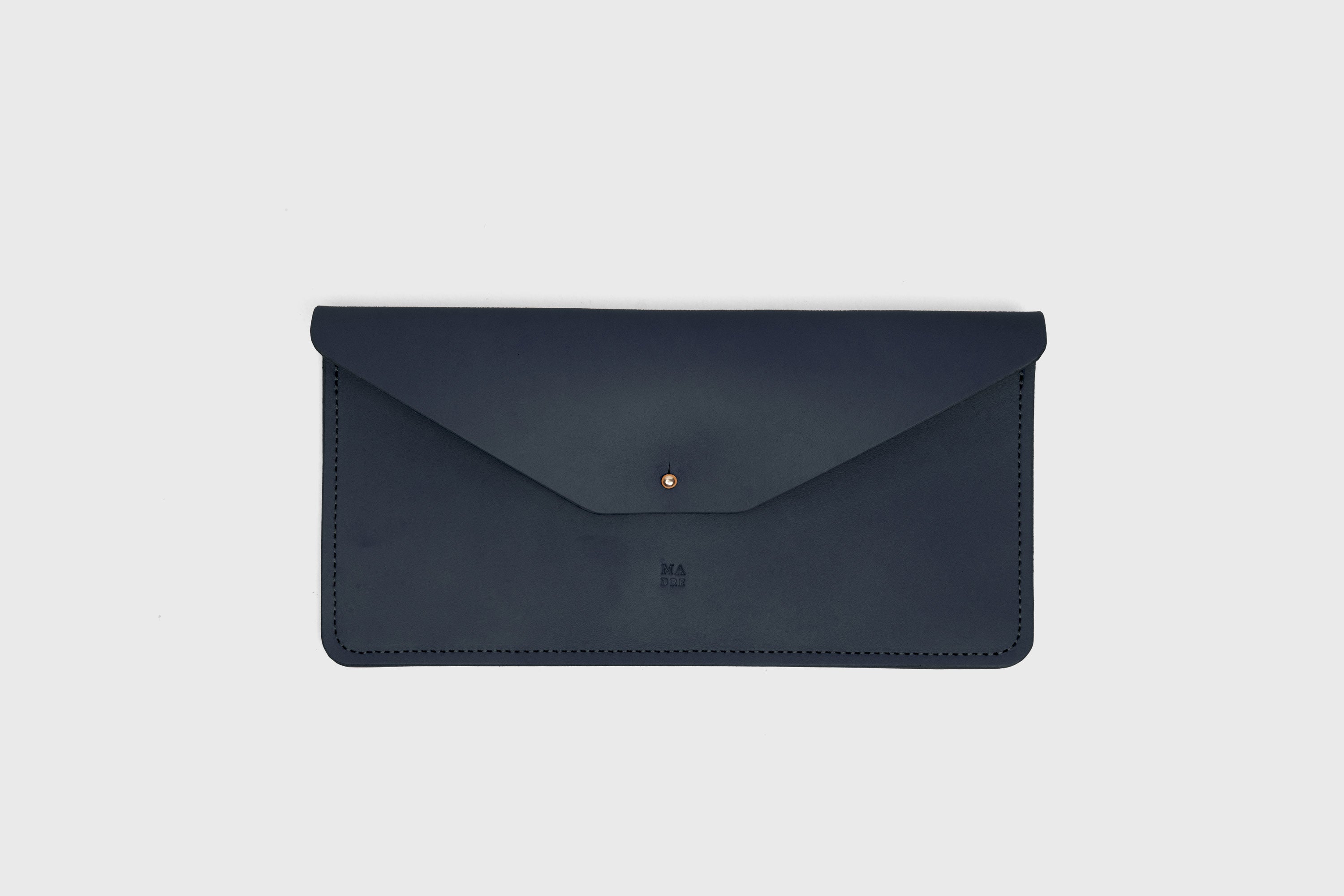 Document Holder In Marine Blue Color In Vegetable Tanned Leather Minimalistic Design Atelier Madre Manuel Dreesmann Barcelona Spain