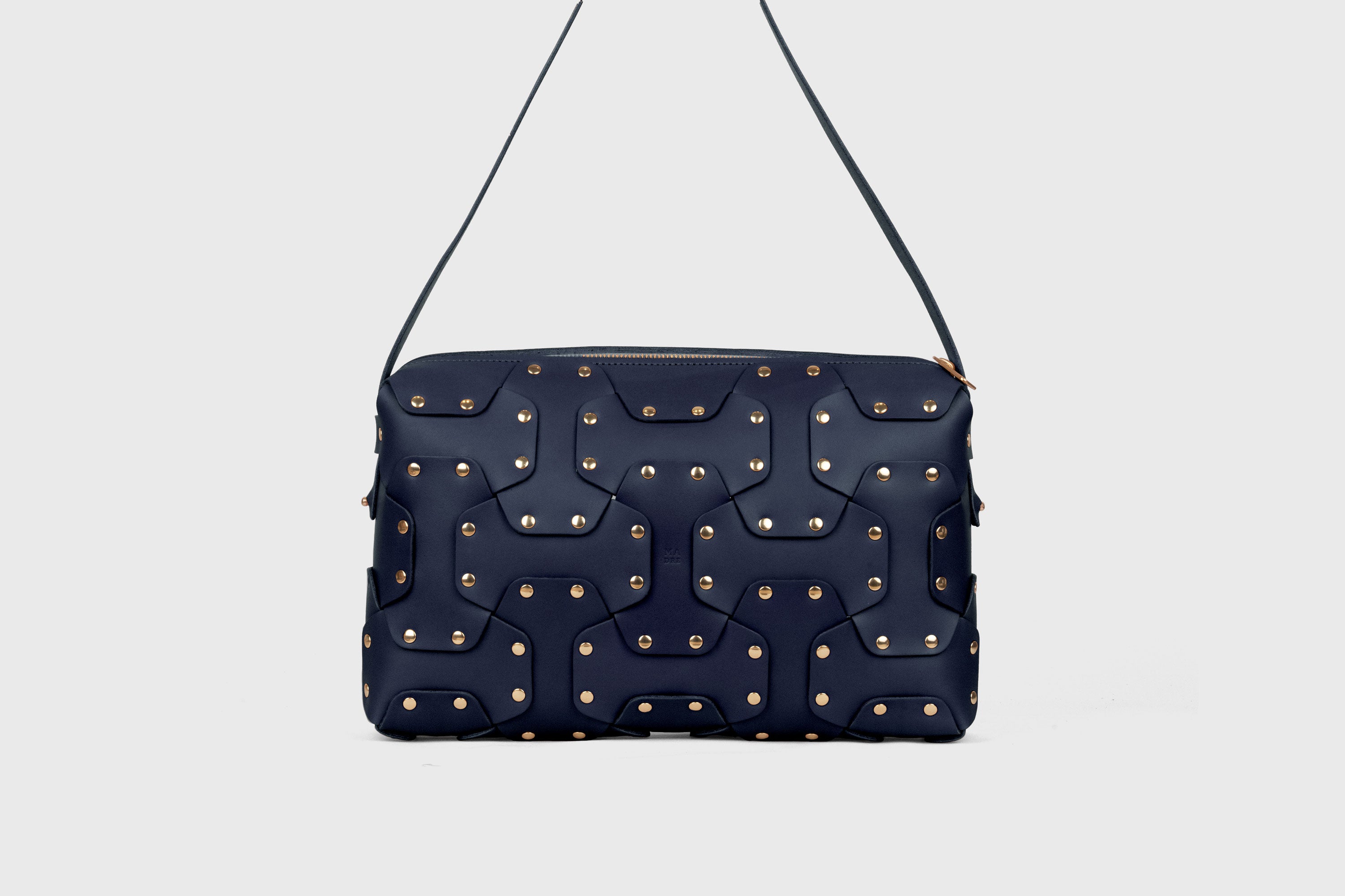 Double Rivet Bag Big, Marine-Blue Colour, Vegetable-Tanned Leather, Modern Minimal Design. Premium Quality, Atelier Madre, Manuel-Dreesmann, Barcelona