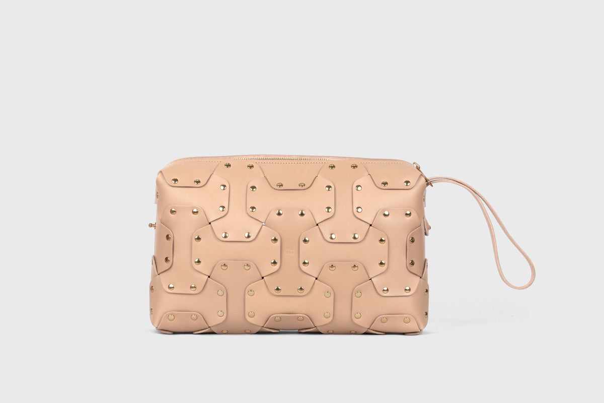 Double Rivet Bag Big Natural Colour Leather Vegetable Tanned Modern Minimal Design Premium Quality Atelier Madre Manuel Dreesmann Barcelona 5