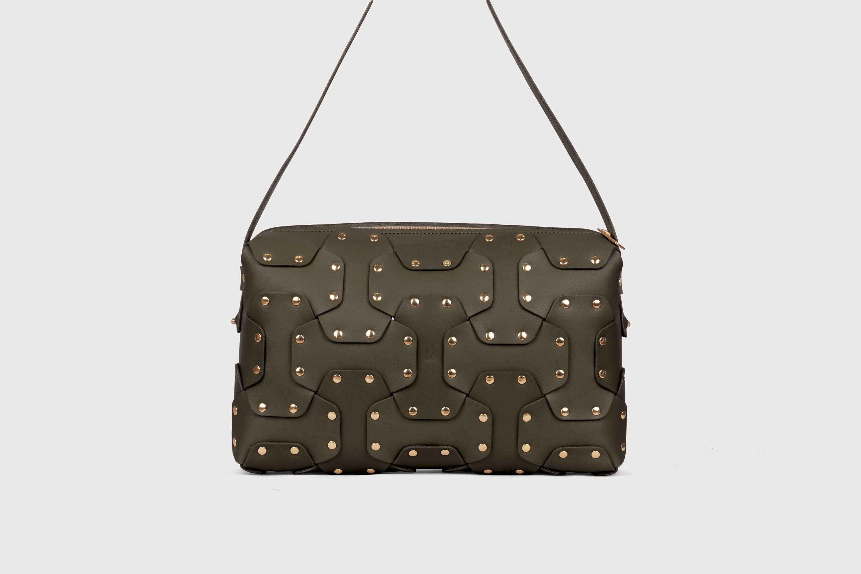 Double Rivet Bag Big, Olive Green Colour, Vegetable-Tanned Leather, Modern Minimal Design. Premium Quality, Atelier Madre, Manuel-Dreesmann, Barcelona
