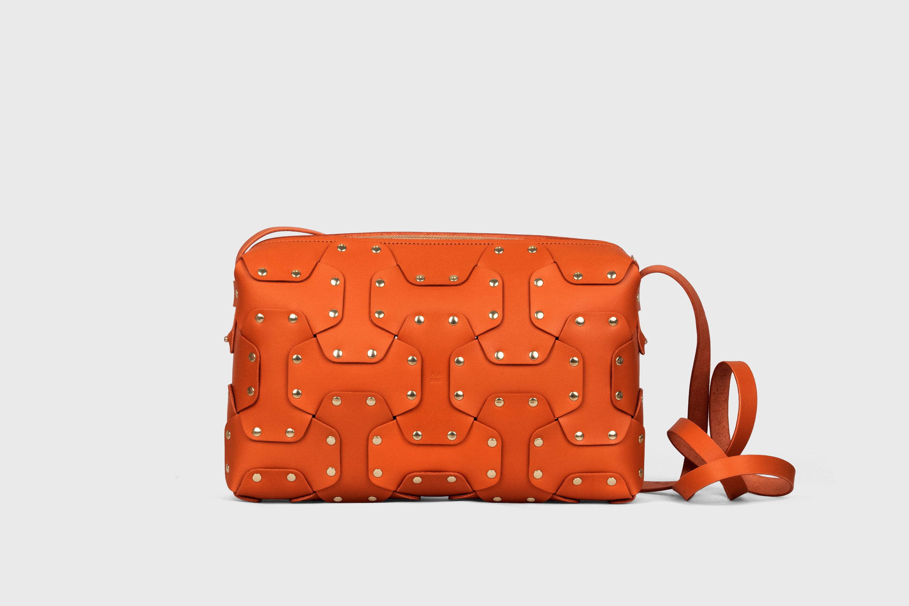 Double Rivet Bag Big, Orange Colour, Vegetable-Tanned Leather, Modern Minimal Design. Premium Quality, Atelier Madre, Manuel-Dreesmann, Barcelona