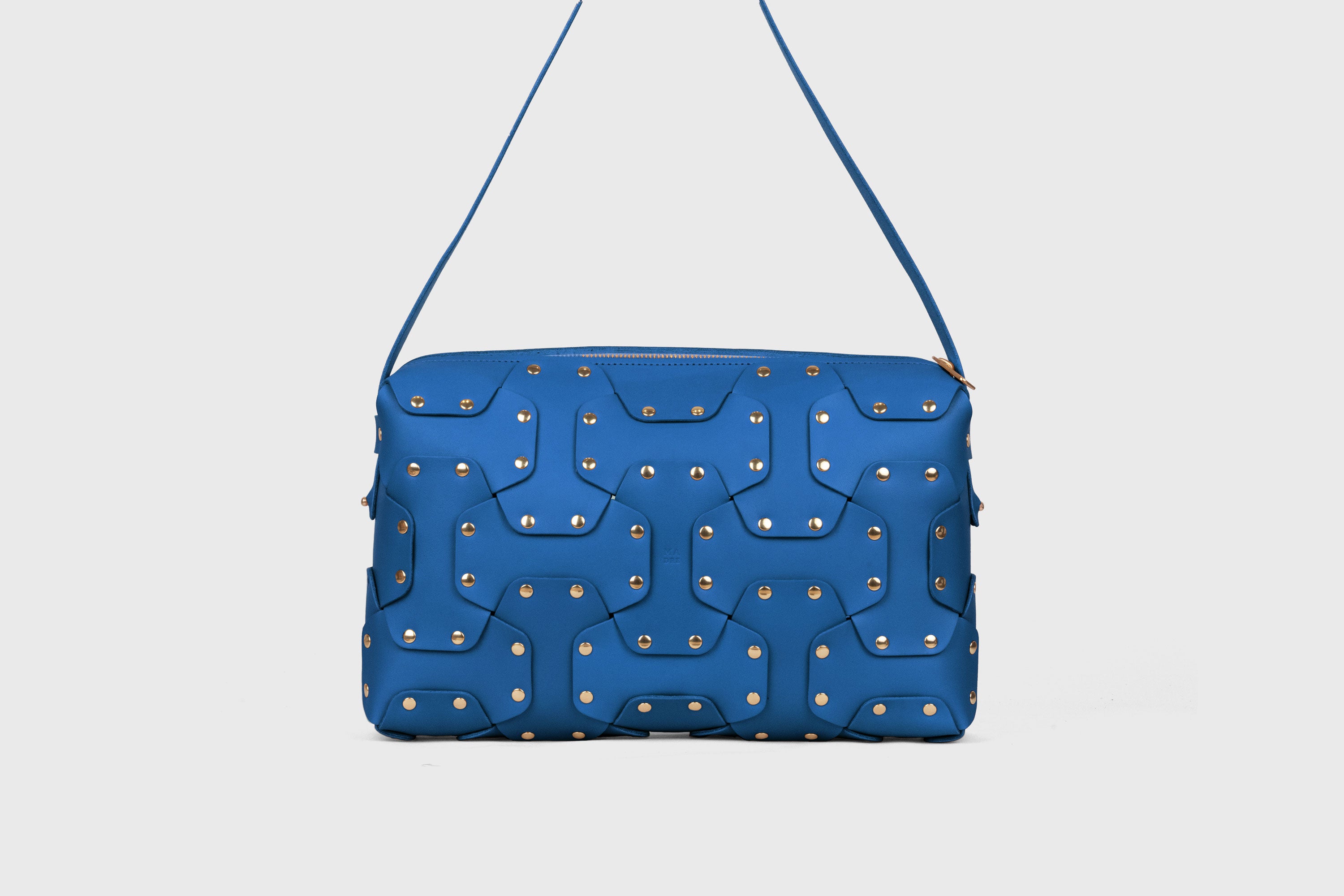 Double Rivet Bag Big, Royal Blue Colour, Vegetable-Tanned Leather, Modern Minimal Design. Premium Quality, Atelier Madre, Manuel-Dreesmann, Barcelona