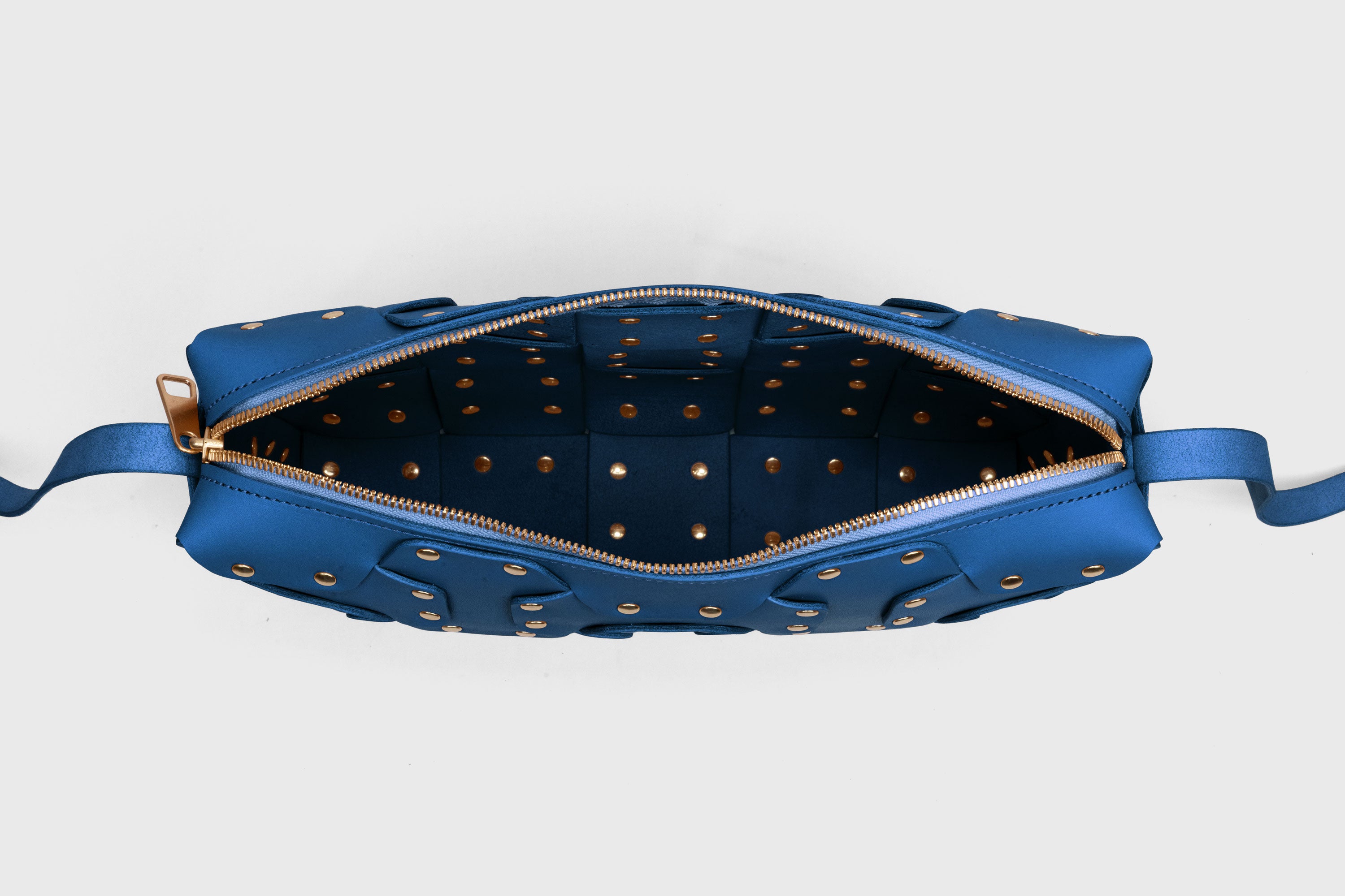 Double Rivet Bag Big, Royal Blue Colour, Vegetable-Tanned Leather, Modern Minimal Design. Premium Quality, Atelier Madre, Manuel-Dreesmann, Barcelona