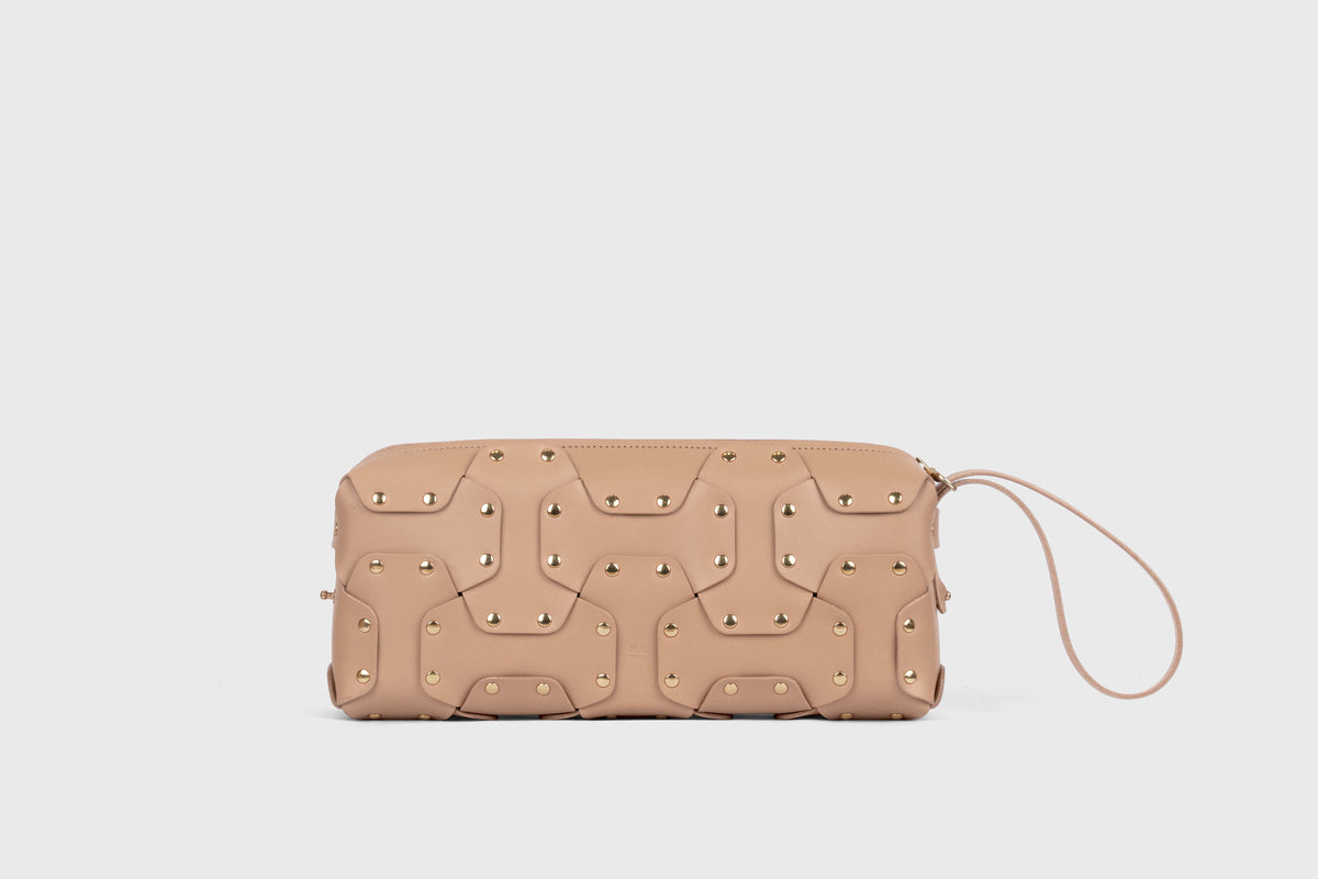 Double Rivet Bag Long Natural Colour Leather Vegetable Tanned Modern Minimal Design Premium Quality Atelier Madre Manuel Dreesmann Barcelona 5