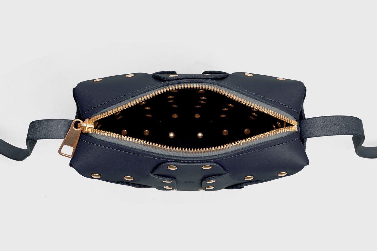 Double Rivet Bag Squared, Marine Blue Colour, Vegetable-Tanned Leather, Modern Minimal Design. Premium Quality, Atelier Madre, Manuel-Dreesmann, Barcelona