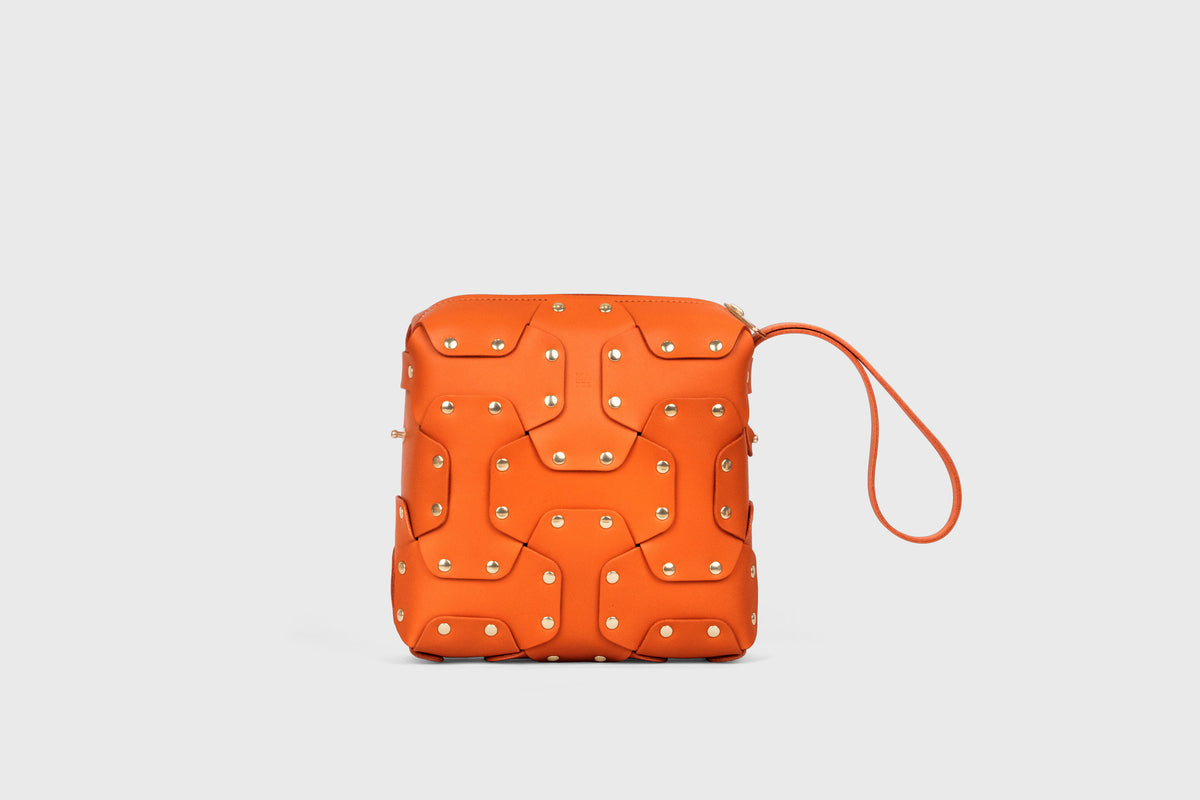 Double Rivet Bag Squared, Orange Colour, Vegetable-Tanned Leather, Modern Minimal Design. Premium Quality, Atelier Madre, Manuel-Dreesmann, Barcelona