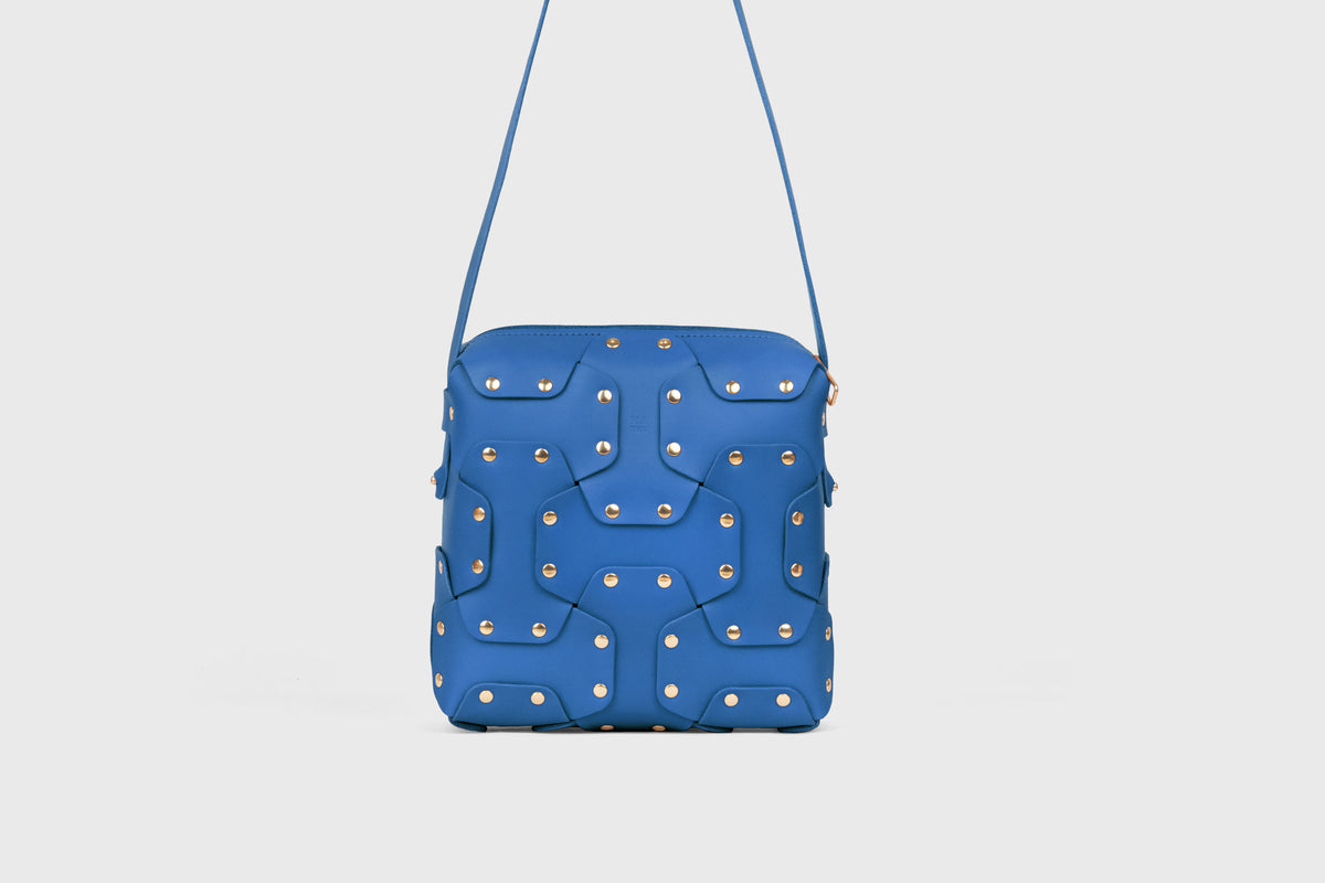 Double Rivet Bag Squared, Royal Blue Colour, Vegetable-Tanned Leather, Modern Minimal Design. Premium Quality, Atelier Madre, Manuel-Dreesmann, Barcelona
