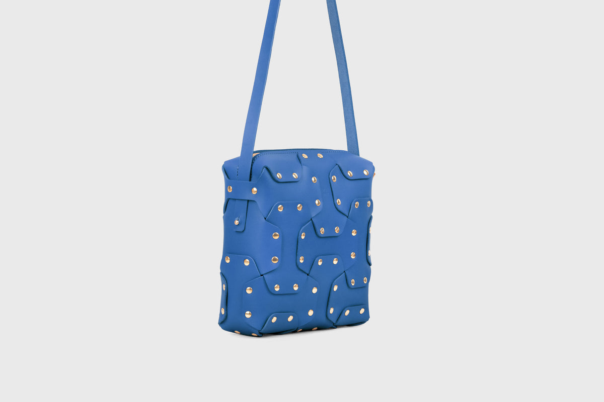 Double Rivet Bag Squared, Royal Blue Colour, Vegetable-Tanned Leather, Modern Minimal Design. Premium Quality, Atelier Madre, Manuel-Dreesmann, Barcelona