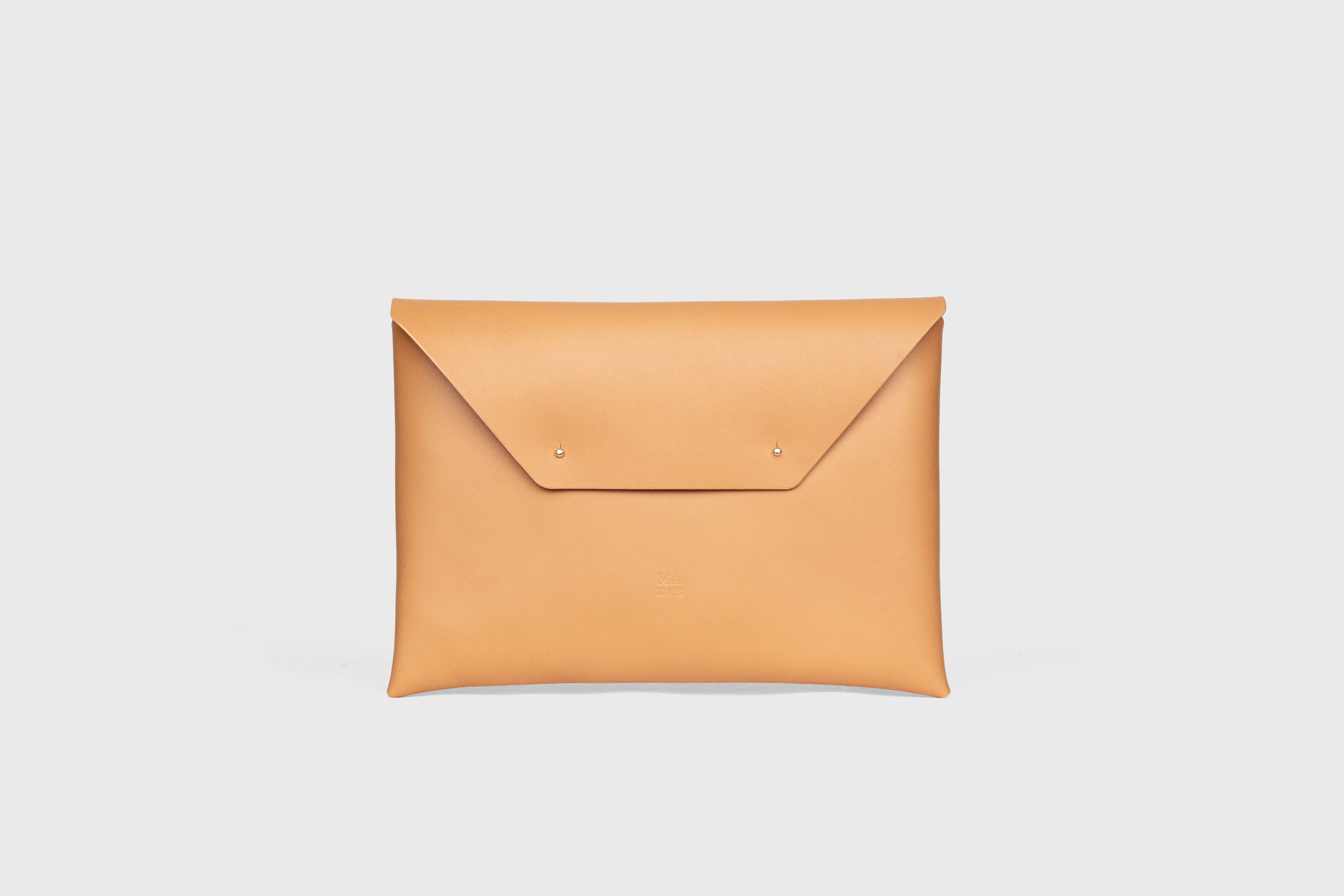 Envelope Clutch Big In Brown Color Vegetable Tanned Leather Minimalistic Design Atelier Madre Manuel Dreesmann