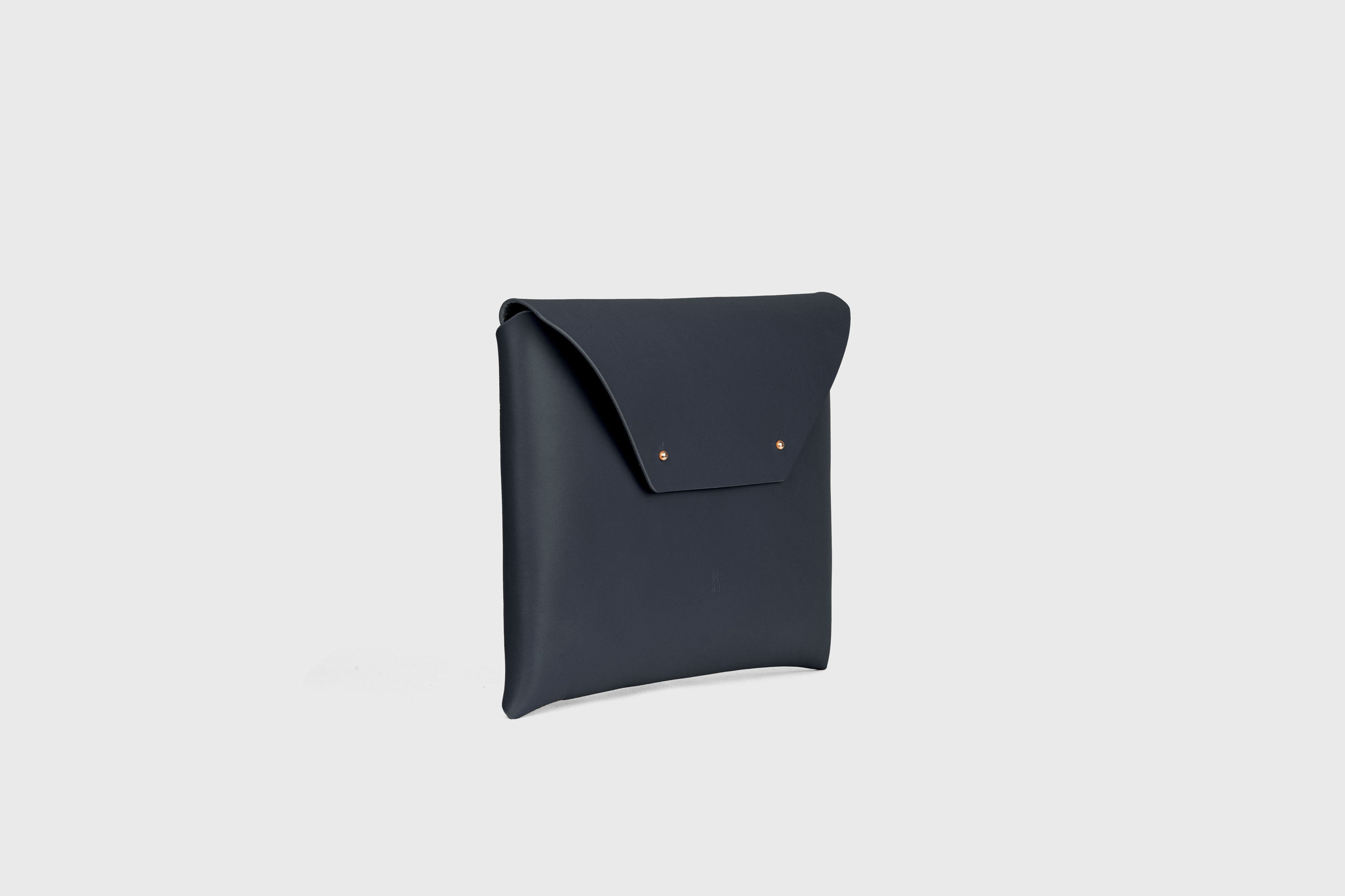 Envelope Clutch Big In Marine Blue Color Vegetable Tanned Leather Minimalistic Design Atelier Madre Manuel Dreesmann
