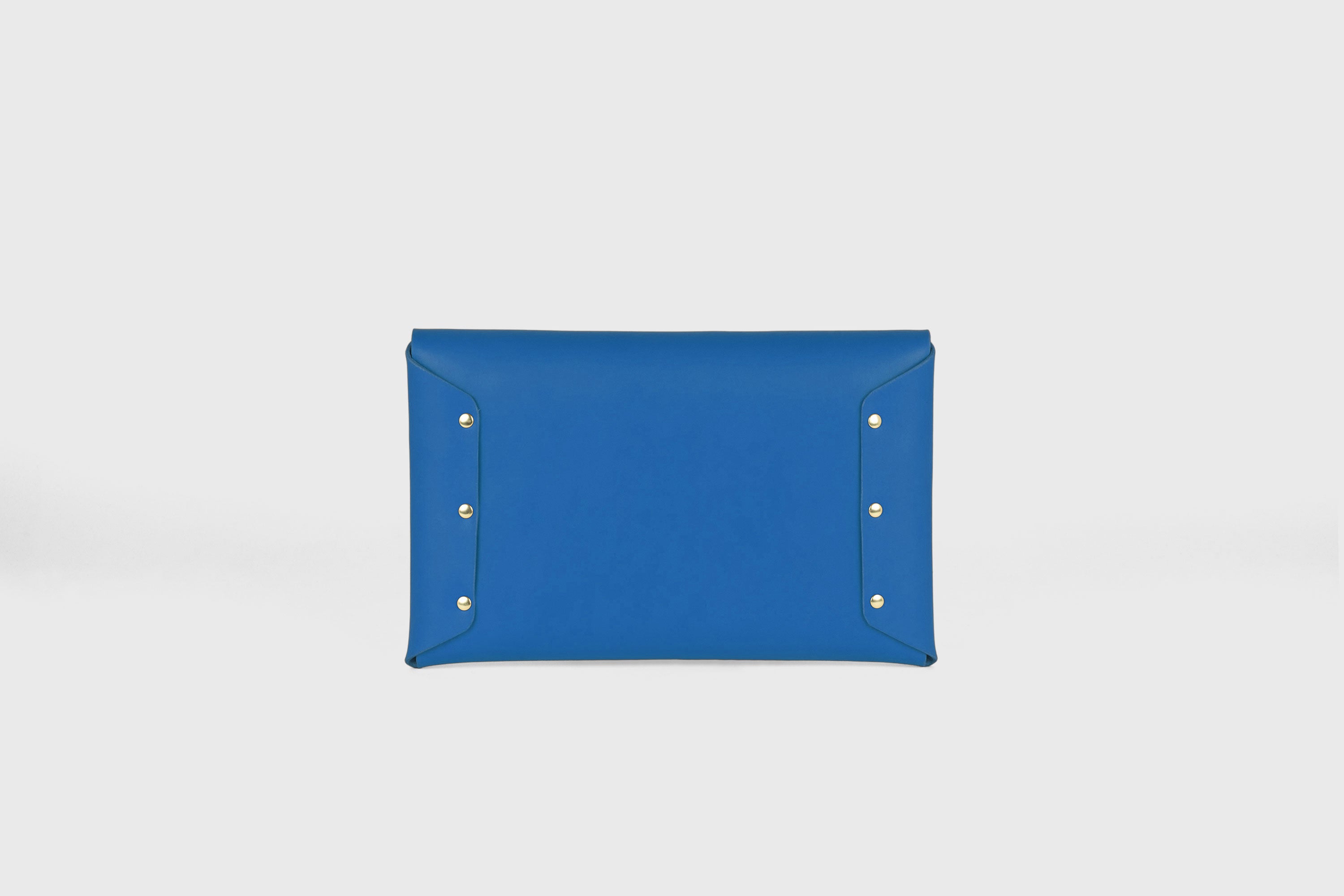 Envelope Clutch Premium Leather Royal Blue Color Handmade Minimalist Design Atelier Madre Manuel Dreesmann Barcelona Spain