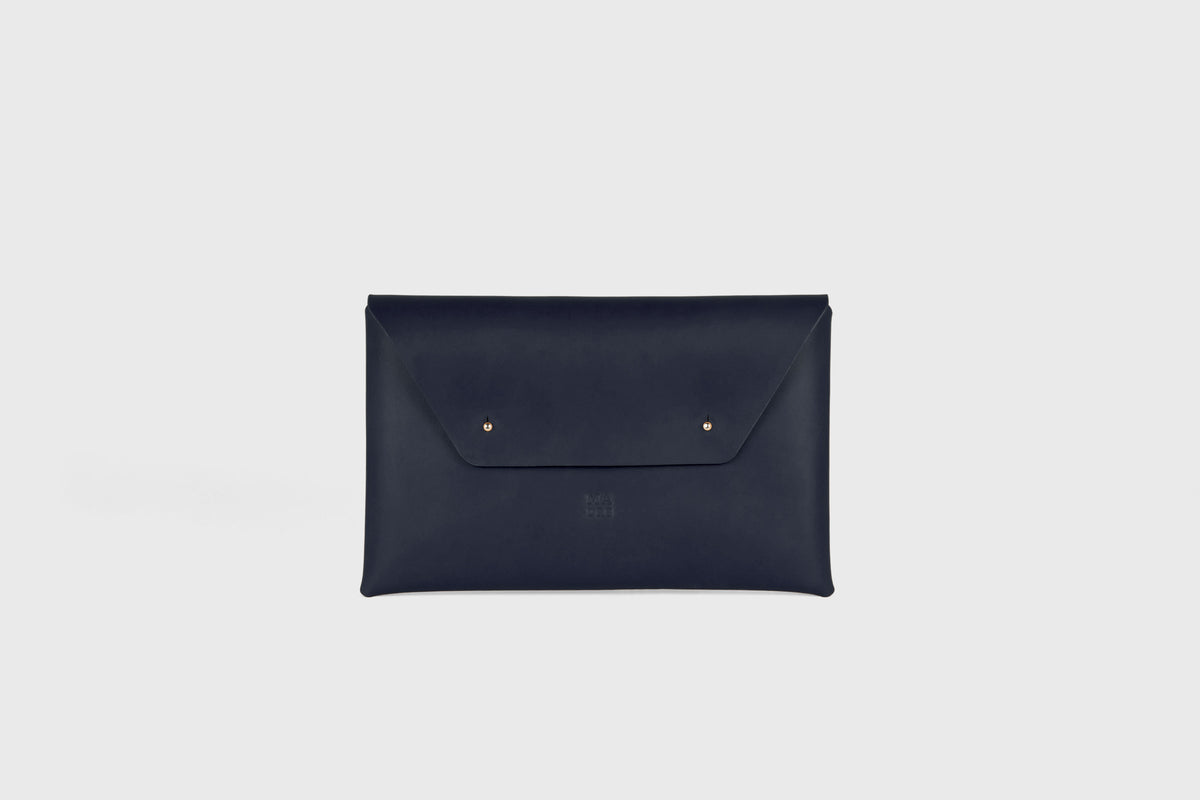Envelope Clutch Medium Marine Blue Leather Atelier Madre Manuel Dreesmann 11