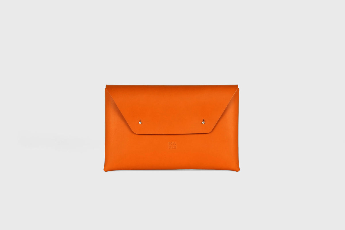 Envelope Clutch Medium Orange Leather Atelier Madre Manuel Dreesmann 11