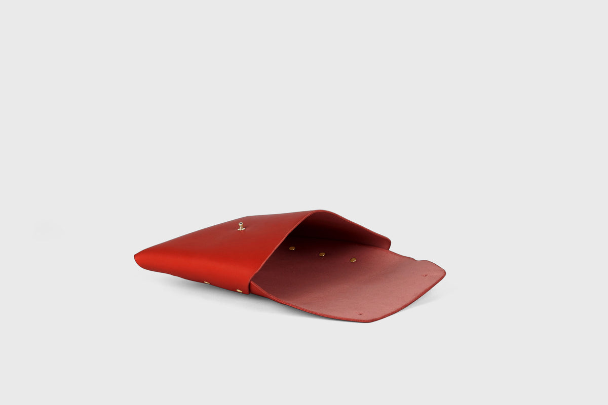 Envelope Clutch Medium Red Leather Atelier Madre Manuel Dreesmann 14