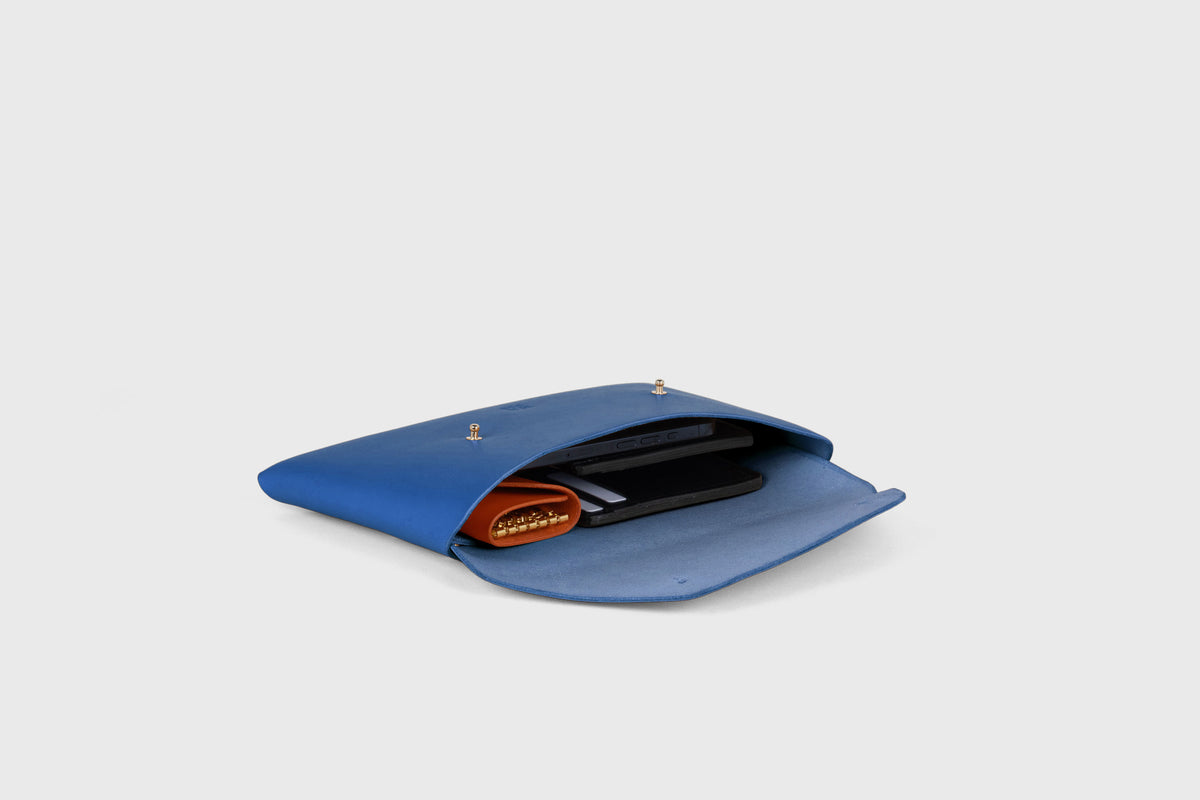 Envelope Clutch Medium Royal Blue Leather Atelier Madre Manuel Dreesmann 15