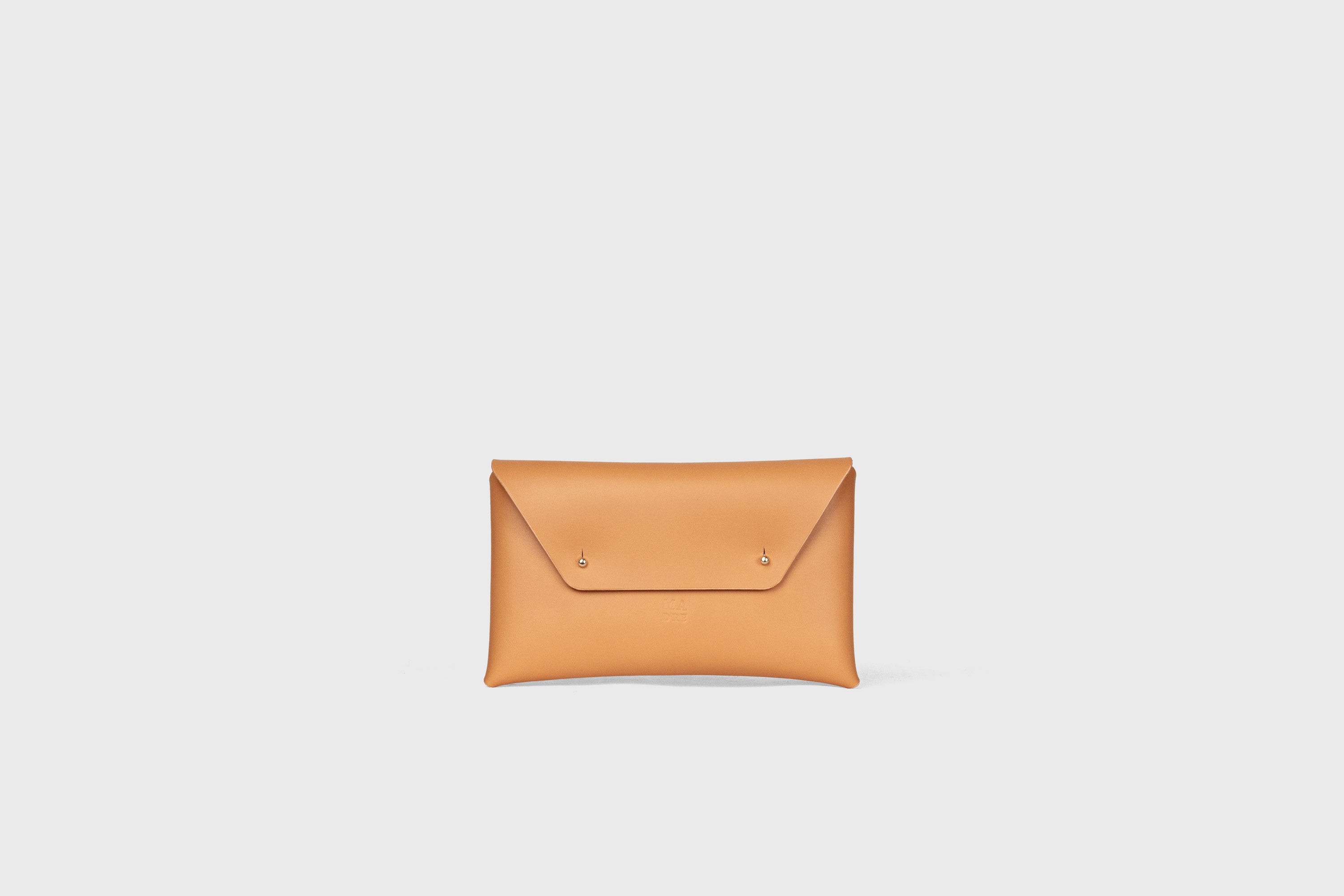 Envelope Clutch Small In Brown Color Vegetable Tanned Leather Minimalistic Design Atelier Madre Manuel Dreesmann Barcelona Spain