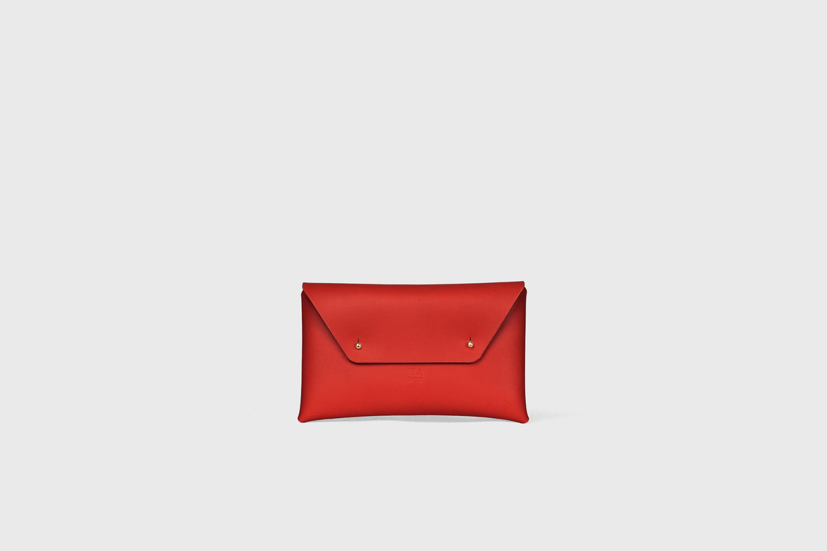 Envelope Clutch Small Red Leather Atelier Madre Manuel Dreesmann 11