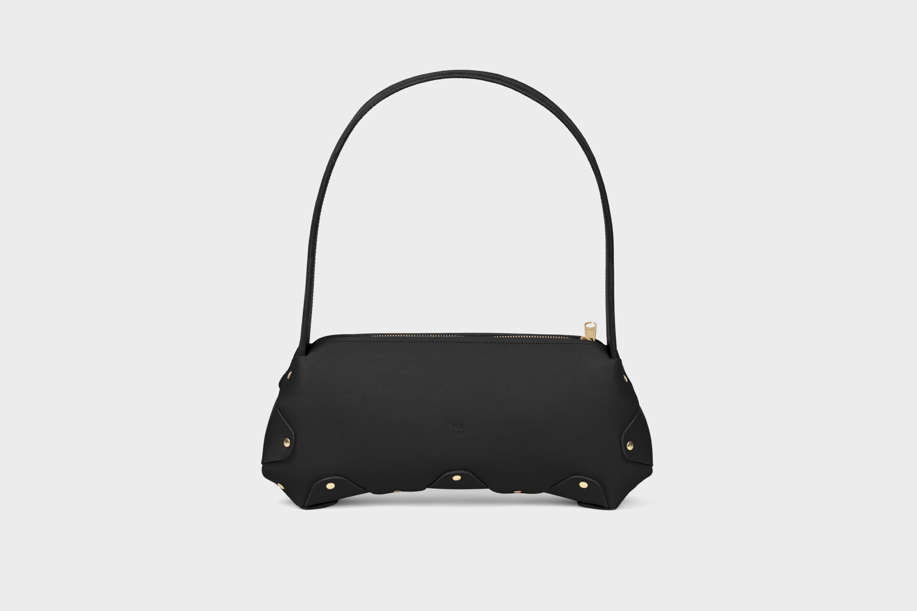 Fiona Bag In Black Color In Full Grain Vegetable Tanned Leather Minimalistic Design Shoulder Bag Atelier Madre Manuel Dreesmann Barcelona Spain