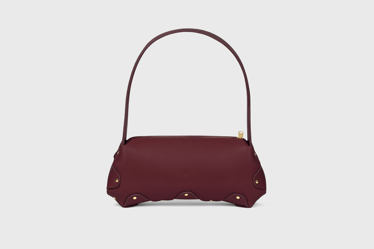 Fiona Bag Burgundy Leather Atelier Madre Manuel Dreesmann Barcelona Spain 1