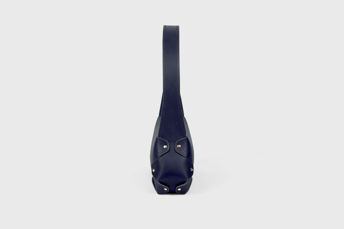 Fiona Bag Marine Blue Leather Manuel Dreesmann Atelier Madre Barcelona Spain 3