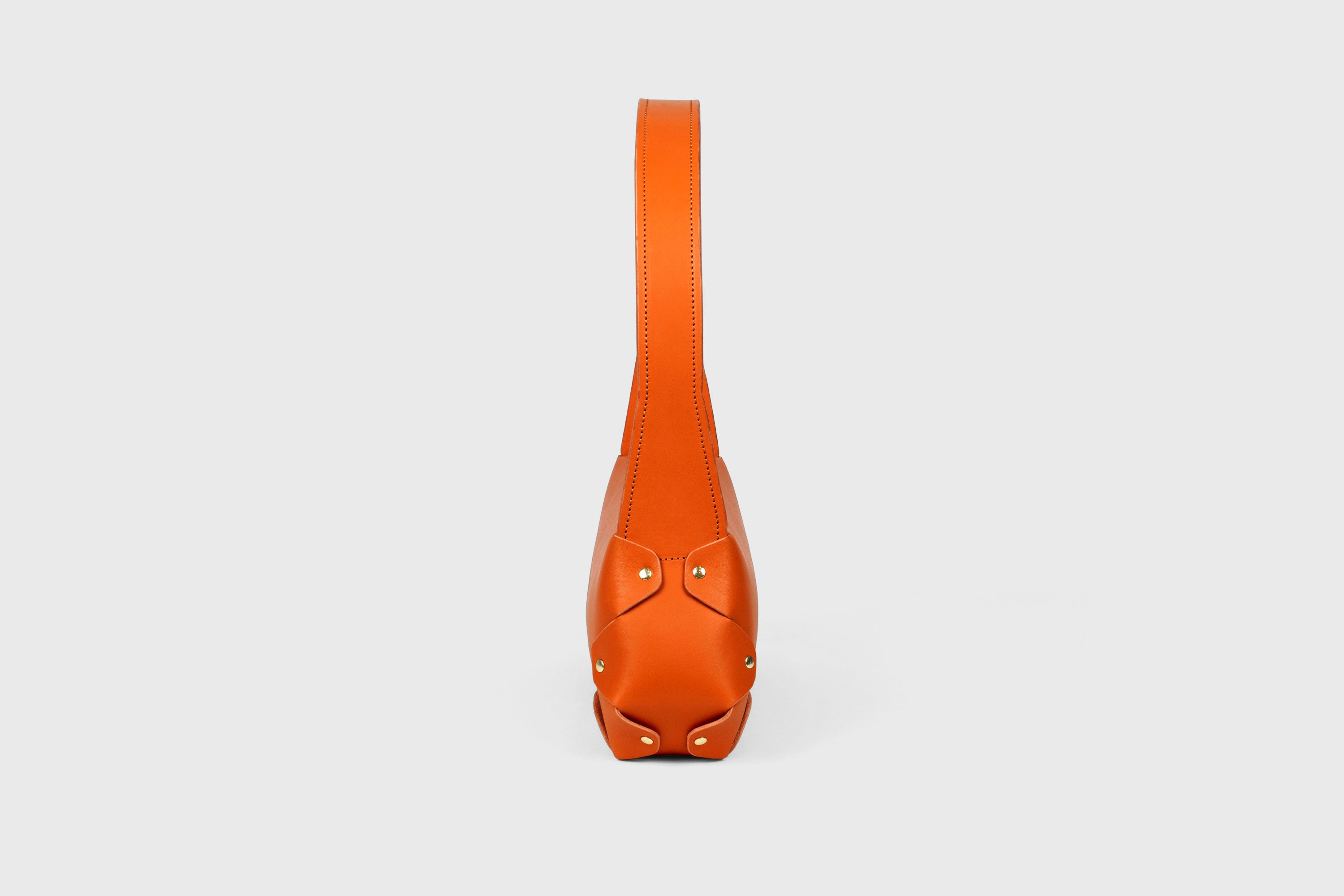 Fiona Bag In Orange Color In Full Grain Vegetable Tanned Leather Minimalistic Design Shoulder Bag Atelier Madre Manuel Dreesmann Barcelona Spain