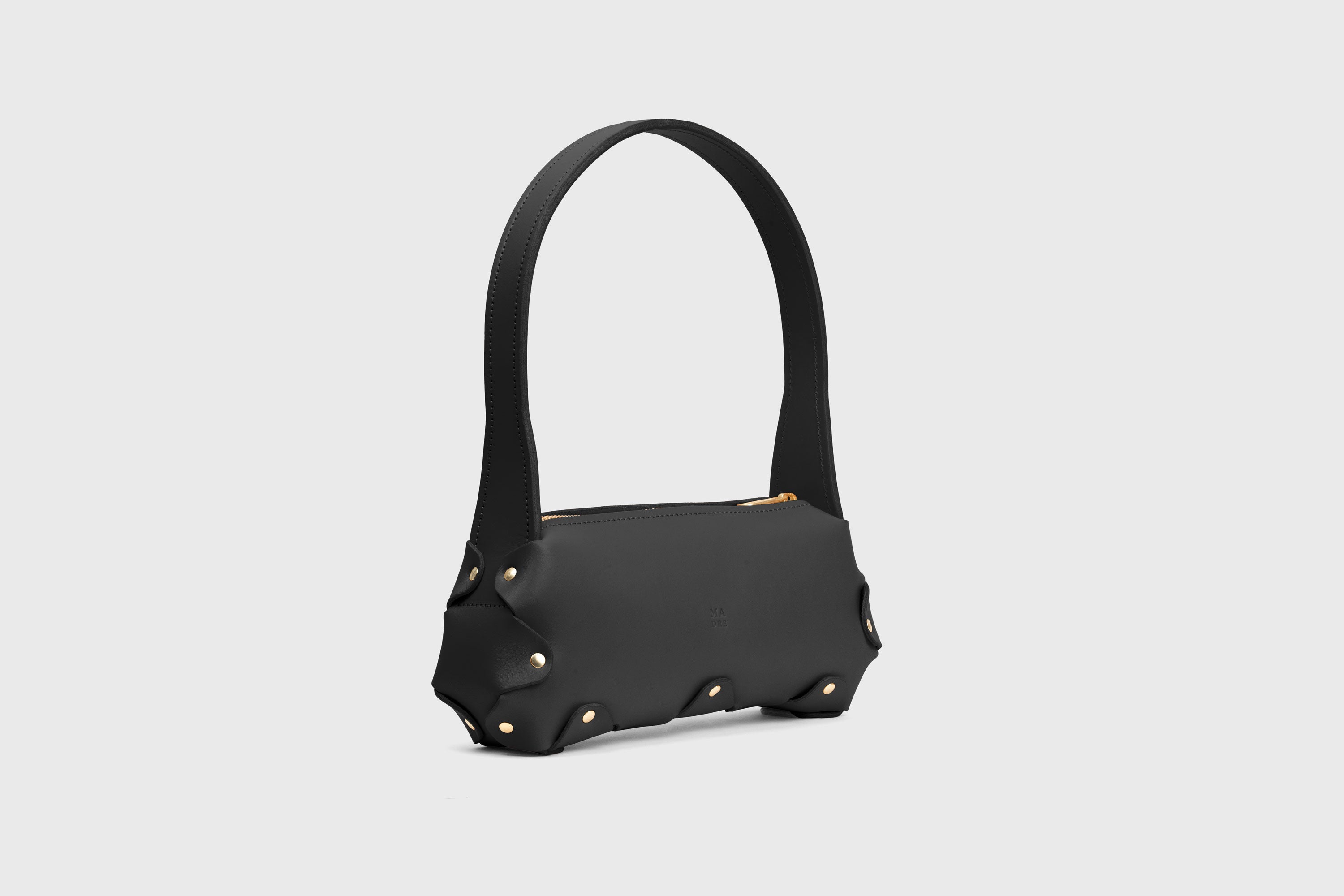 Fiona Bag Small Black Color Leather Zipper Shoulder Bag Minimalist Modern Design Premium Quality Atelier Madre Manuel Dreesmann Barcelona