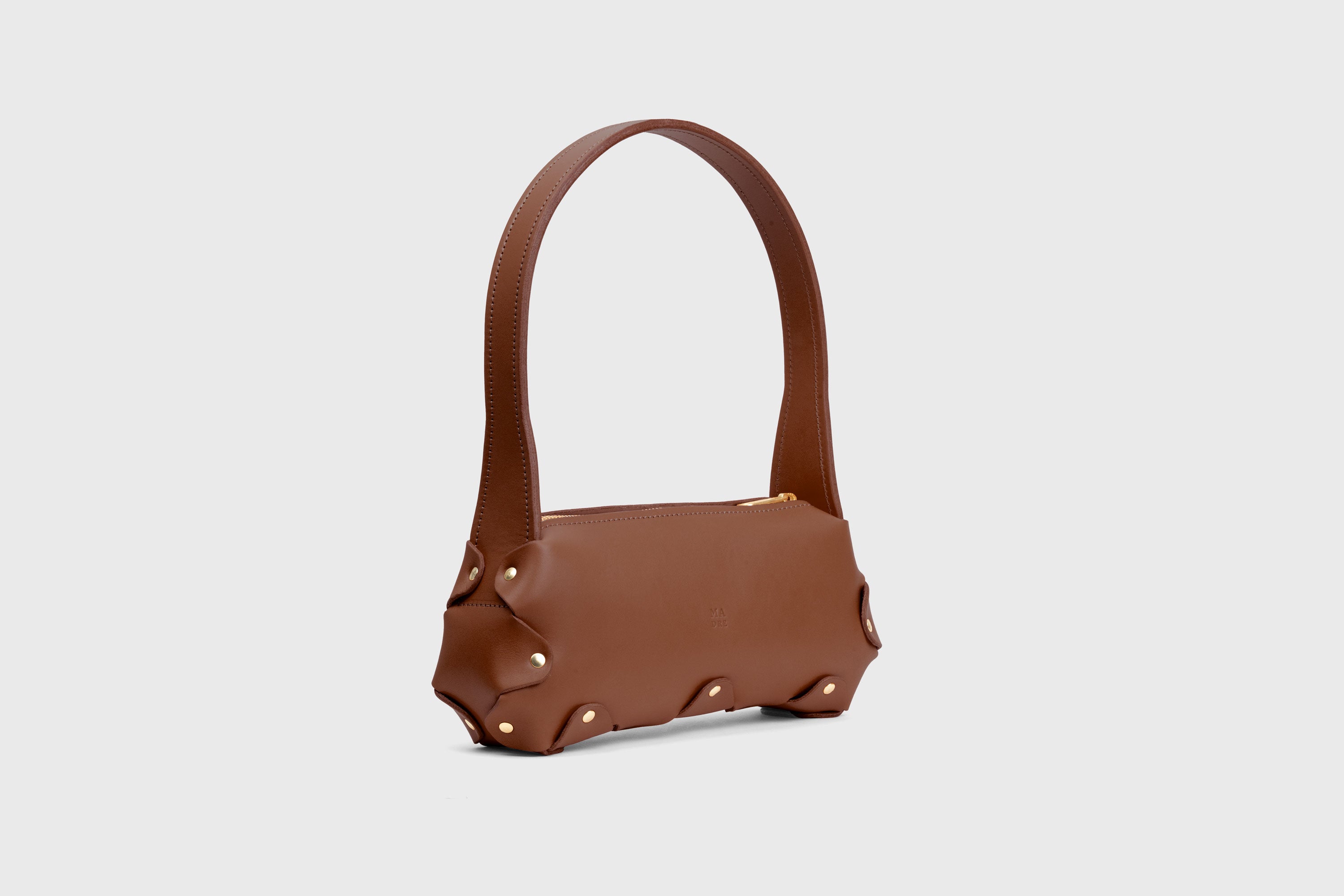 Fiona Bag Small Dark Brown Color Leather Zipper Shoulder Bag Minimalist Modern Design Premium Quality Atelier Madre Manuel Dreesmann Barcelona