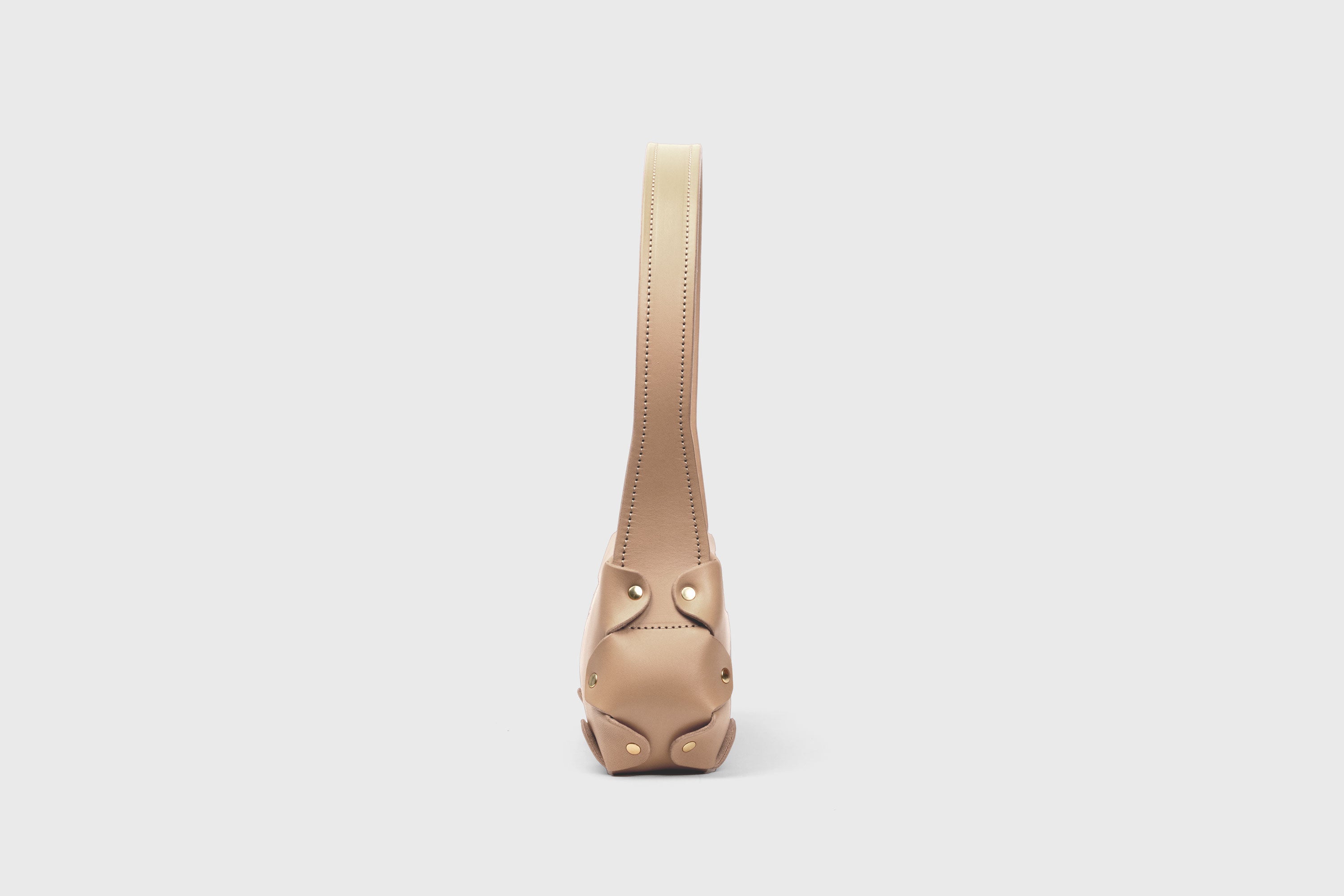 Fiona Bag Small Natural Color Premium Quality Leather Zipper Shoulder Bag Minimalist Modern Design, Atelier Madre Manuel Dreesmann Barcelona