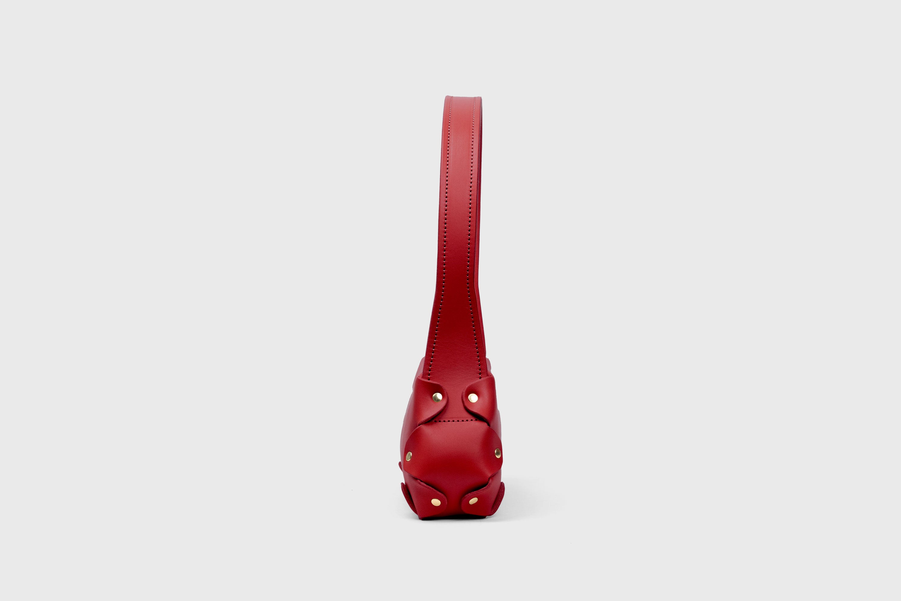 Fiona Bag Small Red Color Leather Zipper Shoulder Bag Minimalist Modern Design Premium Quality Atelier Madre Manuel Dreesmann Barcelona
