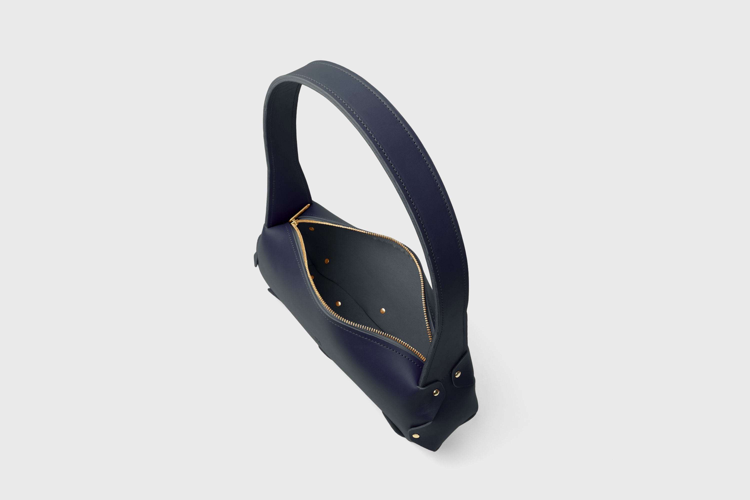 Fiona Leather Marine Blue Color Premium Quality Minimalist Design Atelier Madre Manuel Dreesmann Barcelona Spain