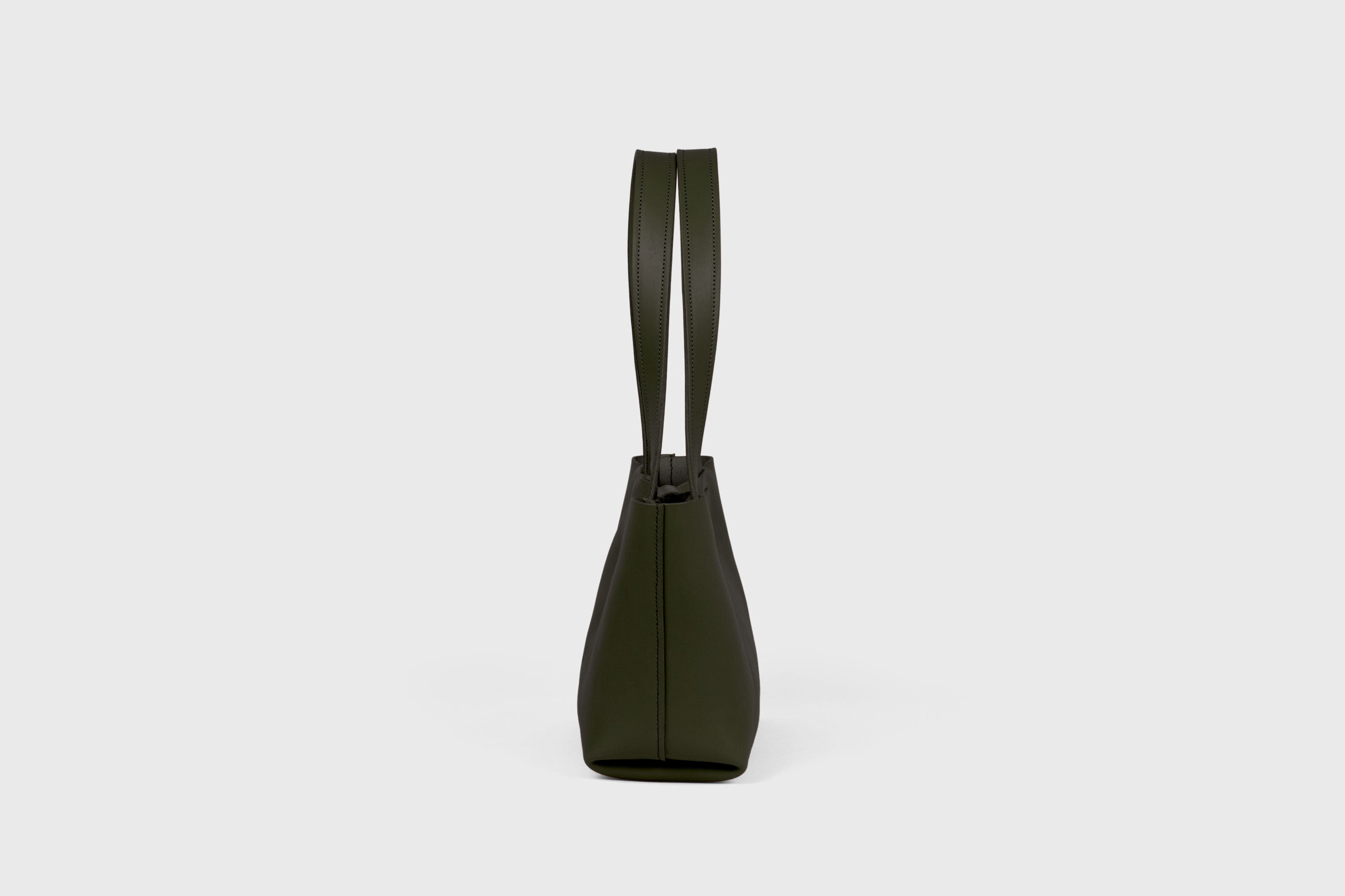 Karin Tote Bag Small Premium Leather Olive Green Color Magnetic Closure Minimalist Design Atelier Madre Manuel Dreesmann Barcelona Spain