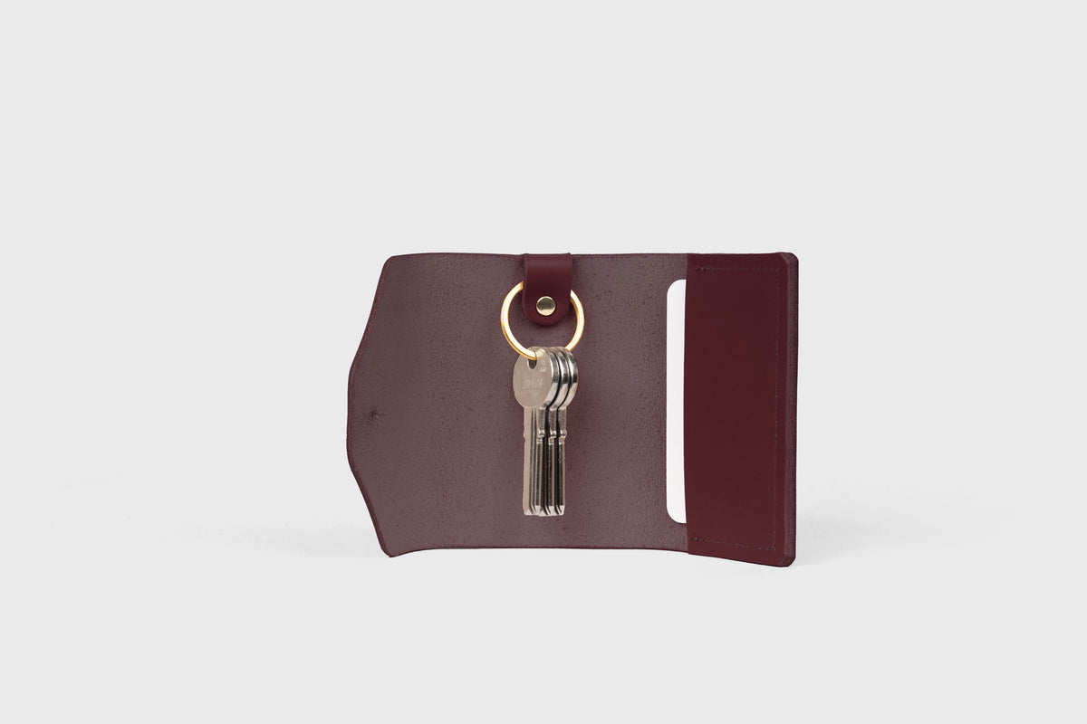 Key and Card Wallet Leather Burgundy Atelier Madre Manuel Dreesmann Barcelona Spain 6