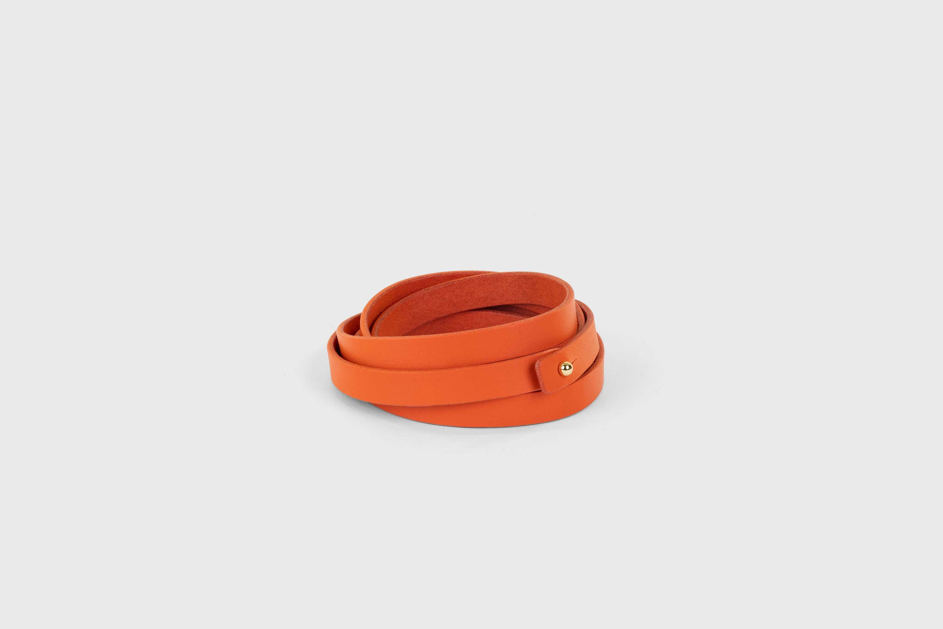 Leather Bracelet Long Orange Color Full Grain Leather Vegetable Tanned Premium Gold Handcrafted Minimalistic Design Atelier Madre Manuel Dreesmannn Barcelona