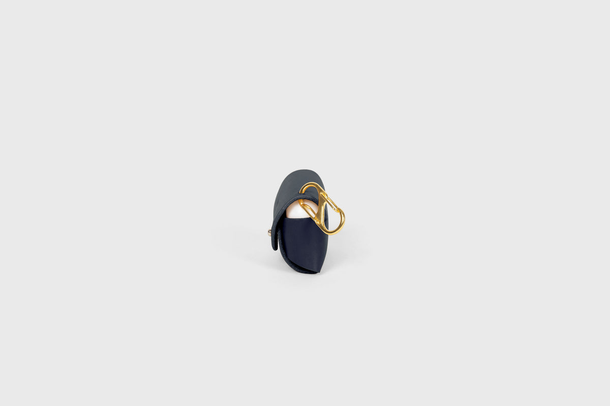 Leather Case Airpods Marine Blue Coloured Pro 1 and 2 generation Atelier Madre Manuel Dreesmann Barcelona 6
