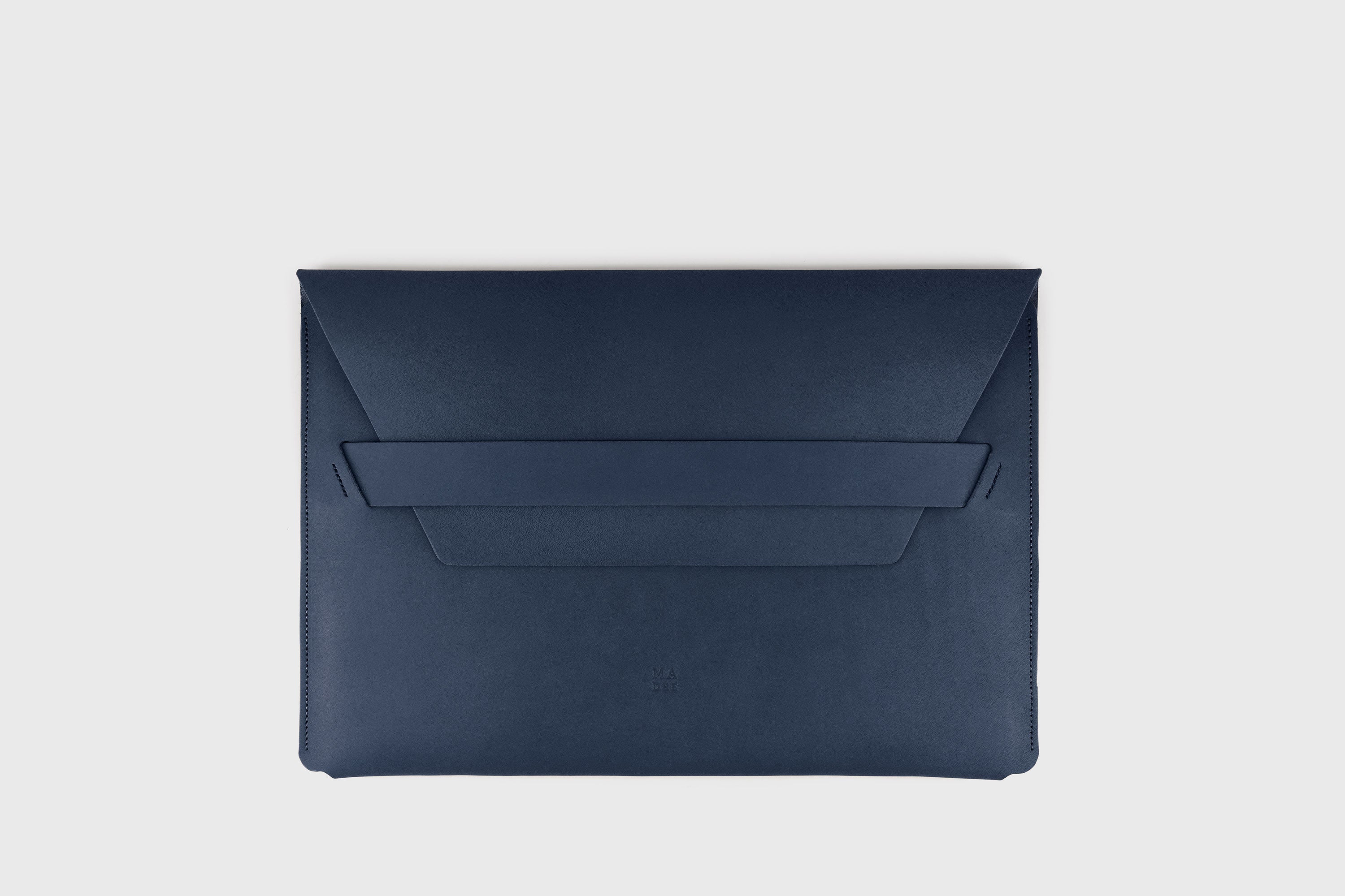 Leather Sleeve For MacBook Pro Air Marine Blue Color Full Grain Vegetable Tanned Leather Modern Minimalist Design Premium Quality Protection Business Sleek Atelier Madre Manuel Dreesmann Barcelona Spain
