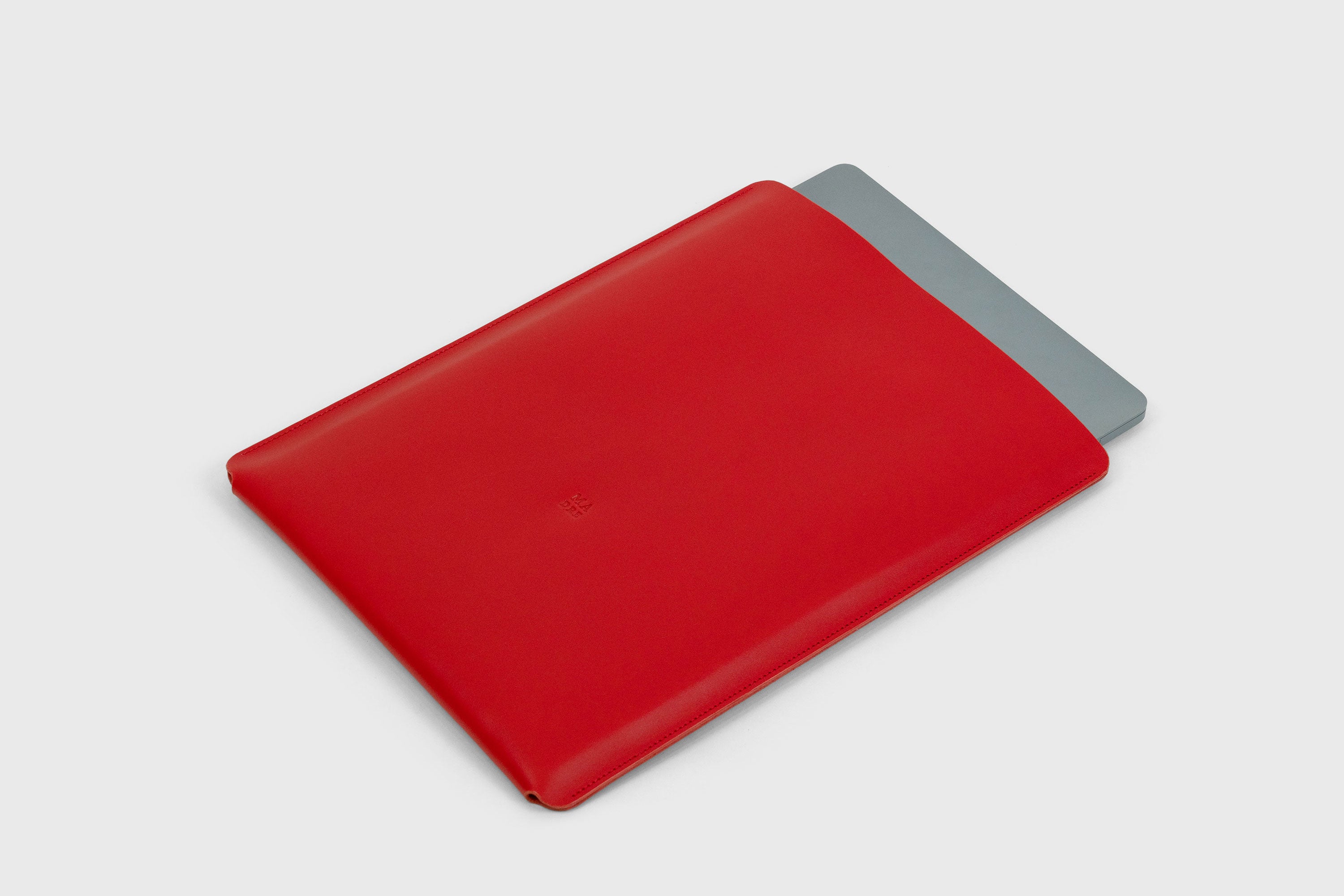 MacBook Air 15 Inch Sleeve Leather Red Colour Minimalistic Design Premium Quality By Atelier Madre Manuel Dreesmann Atelier Madre Barcelona Spain