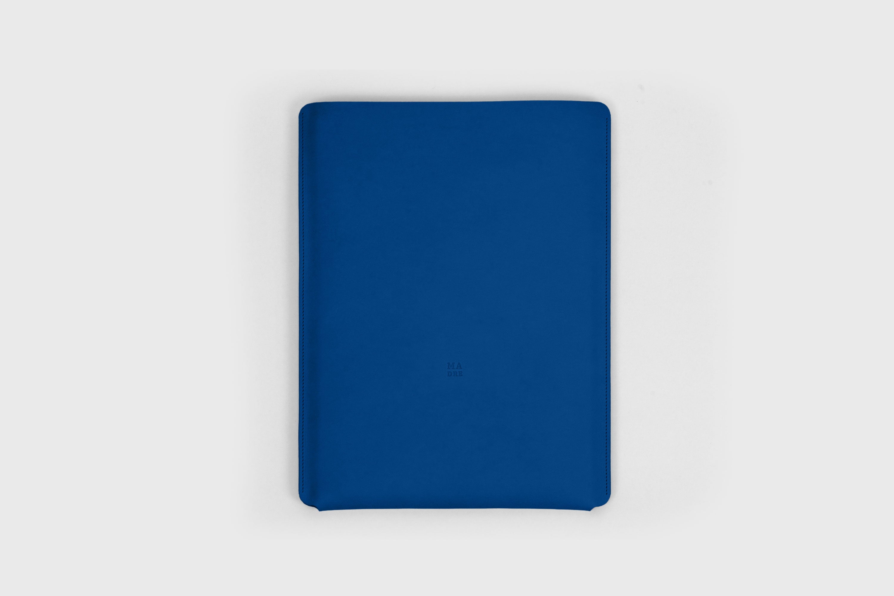 MacBook Pro Sleeve 16 Inch Leather Premium Royal Blue Vegetable Tanned Leather Minimalistic Design By Manuel Dreesmann Atelier Madre Barcelona Spain