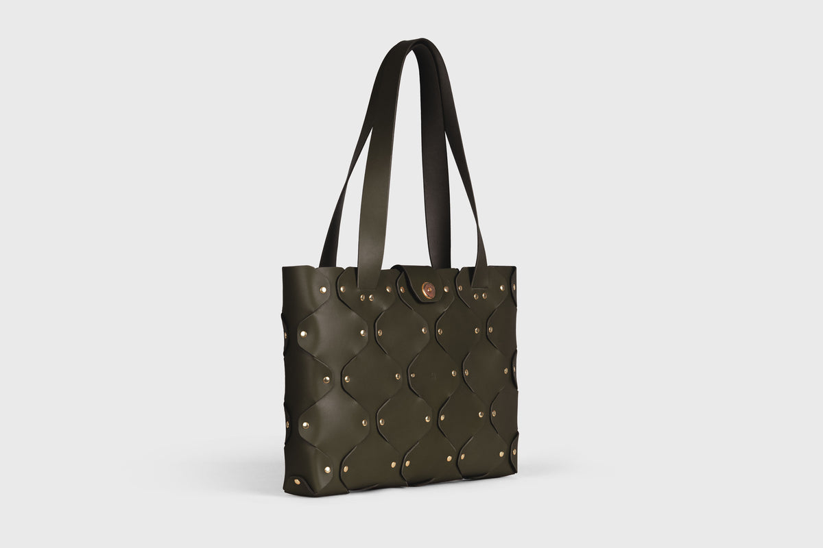 Marlin Tote Bag Olive Green Leather Atelier Madre Manuel Dreesmann Barcelona Spain 2