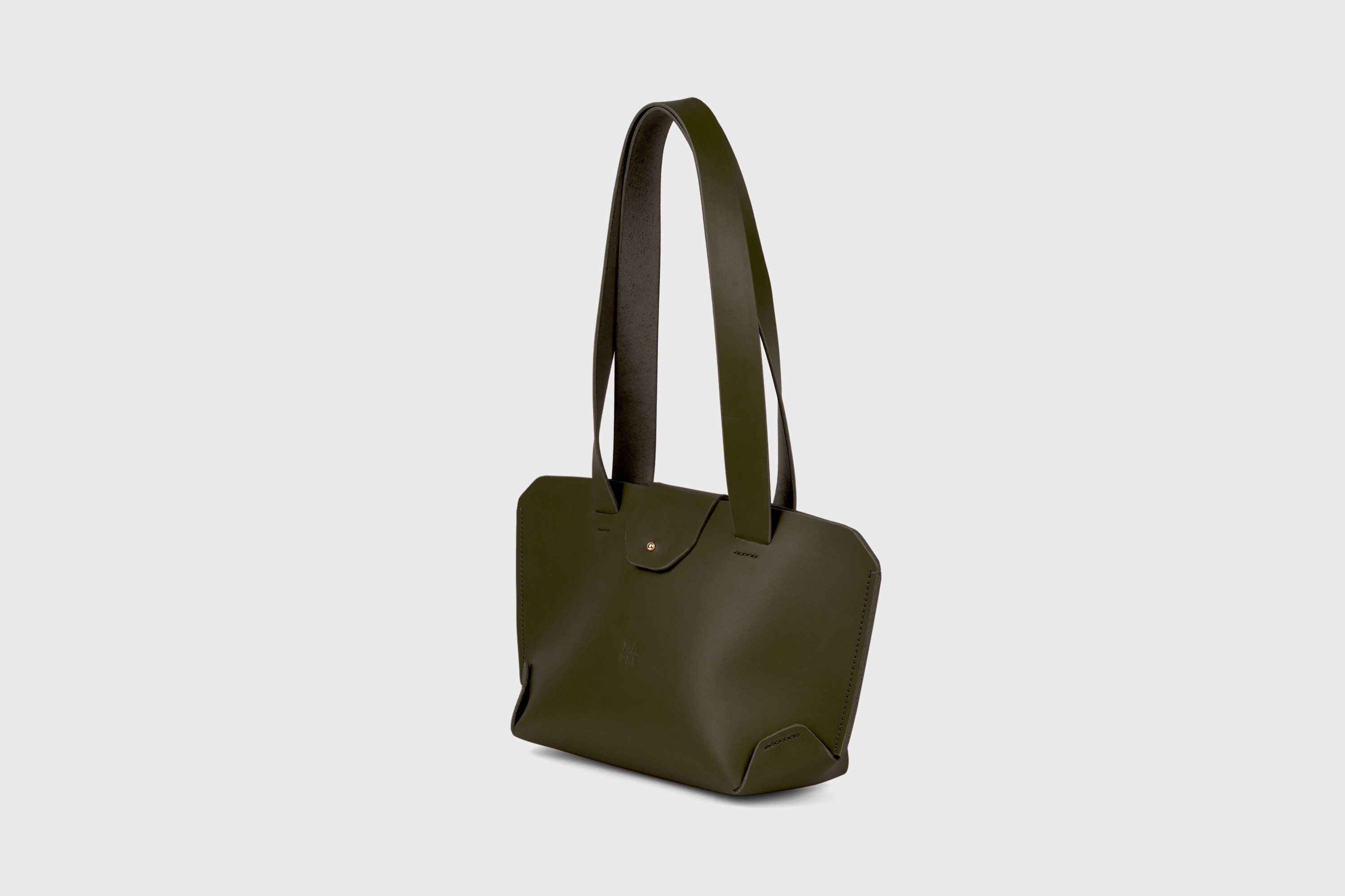 Medium Tote Bag With Flap In Olive Green In Vegetable Tanned Leather Minimalistic Design Atelier Madre Manuel Dreesmann Barcelona Spain