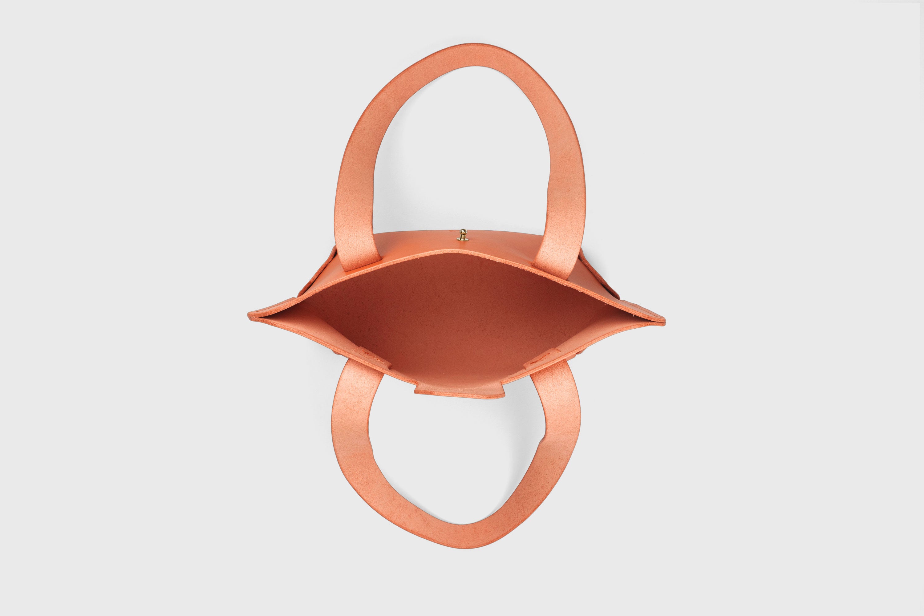 Medium Tote Bag Orange Color Leather Premium Quality Minimalist Modern Design Atelier Madre Manuel Dreesmann Barcelona Spain