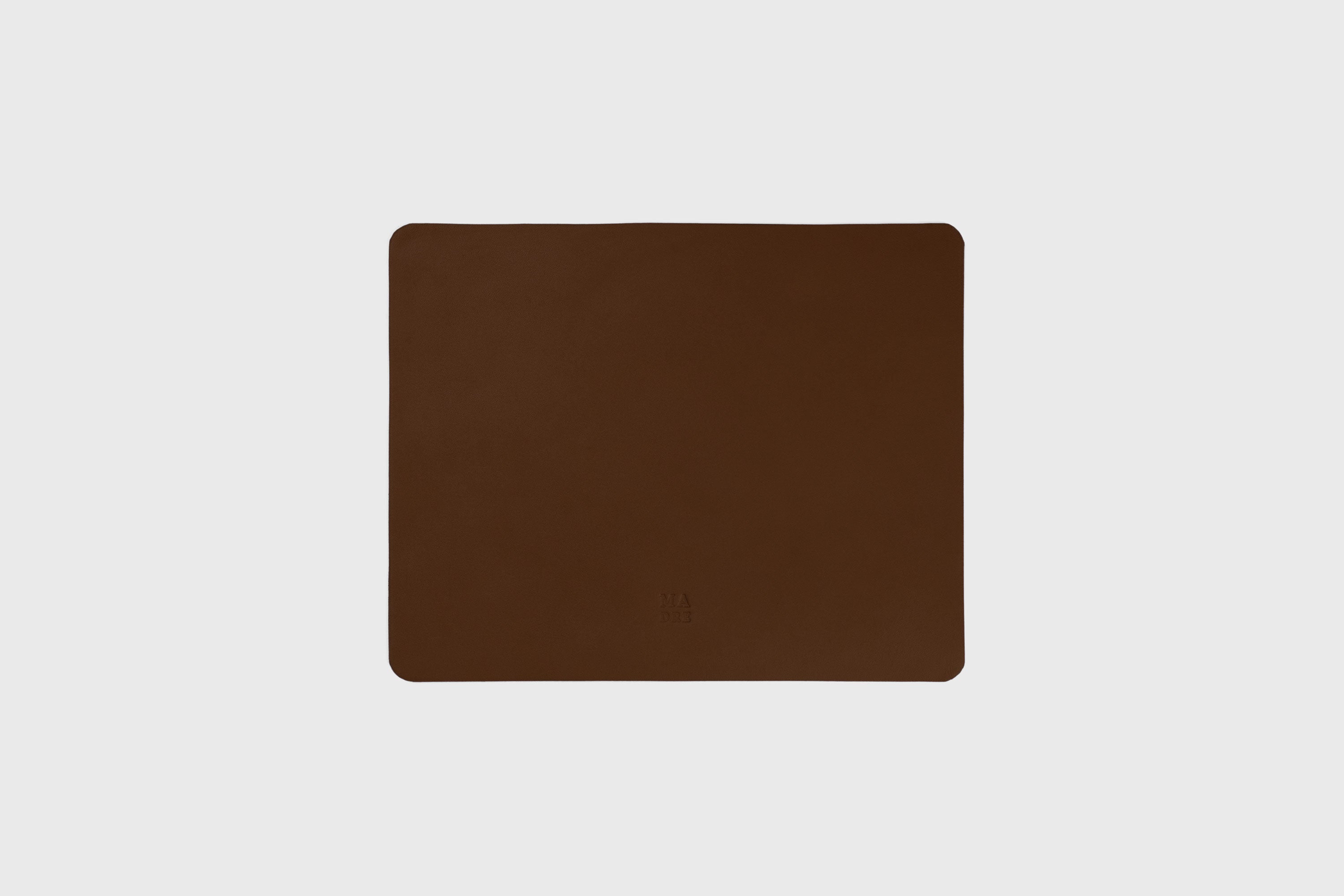 Mouse Pad Small Dark Brown Color Leather Vegetable Tanned Full Grain Leather Minimalistic Modern Design Premium Quality Handmade Performance Atelier Madre Manuel Dreesmann Barcelona Spain